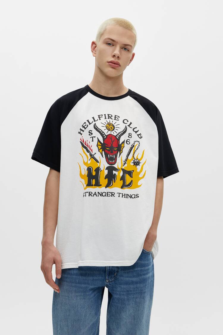 T-shirt Stranger Things Hellfire manches courtes