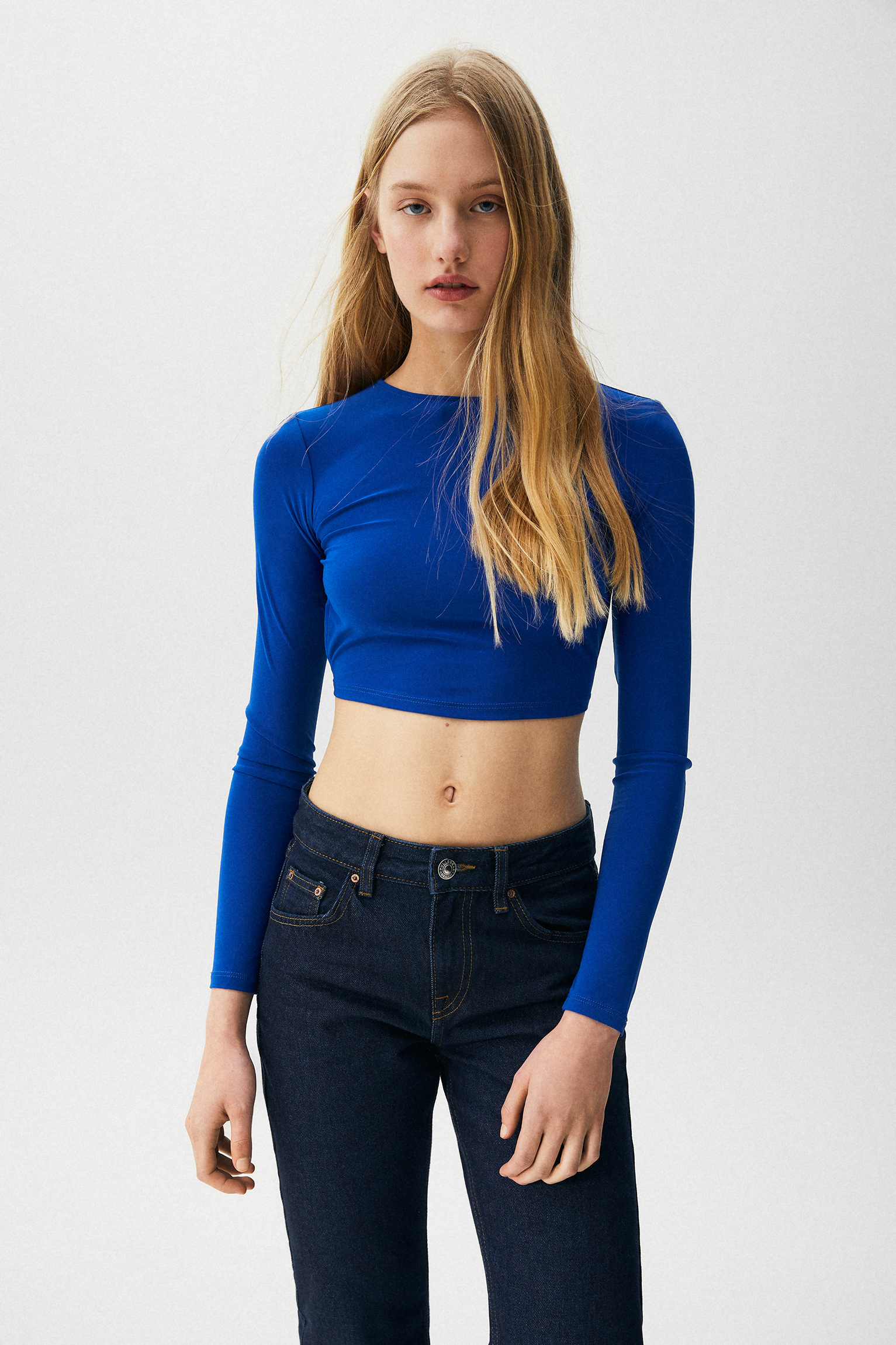 Top manga larga espalda descubierta - PULL\u0026BEAR