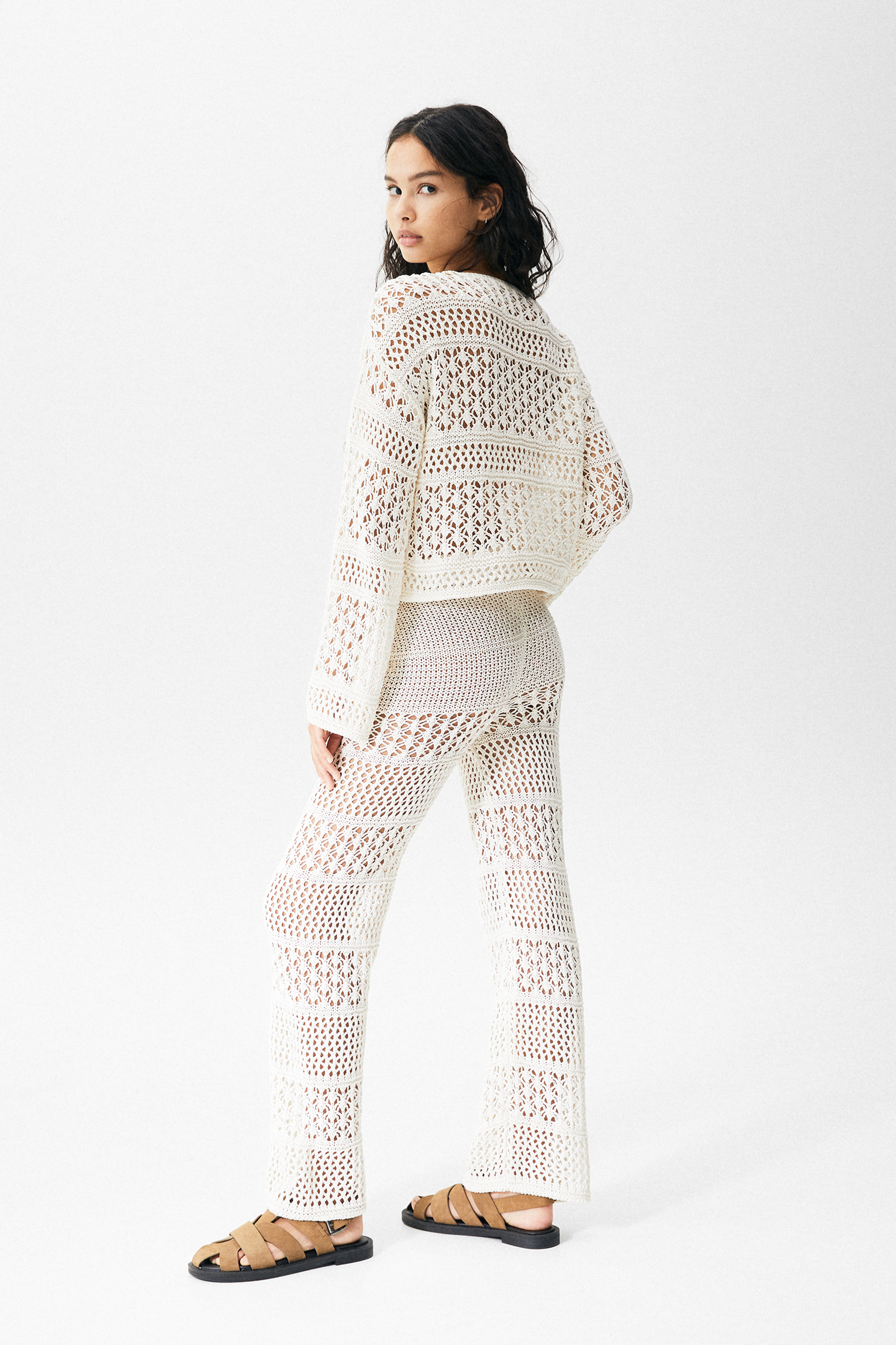 Suéter tejido gancho - PULL\u0026BEAR