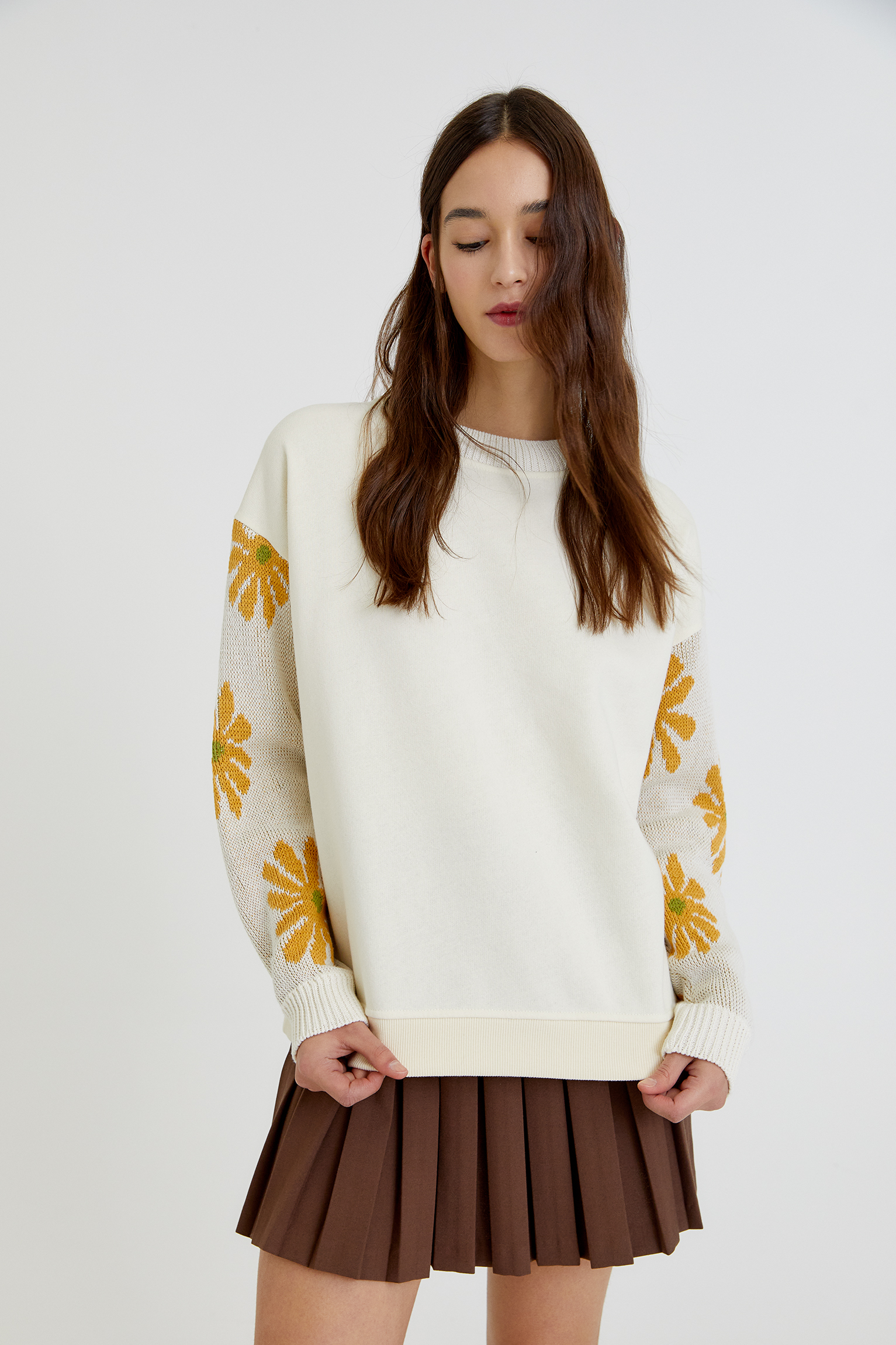 pull and bear yellow jumper