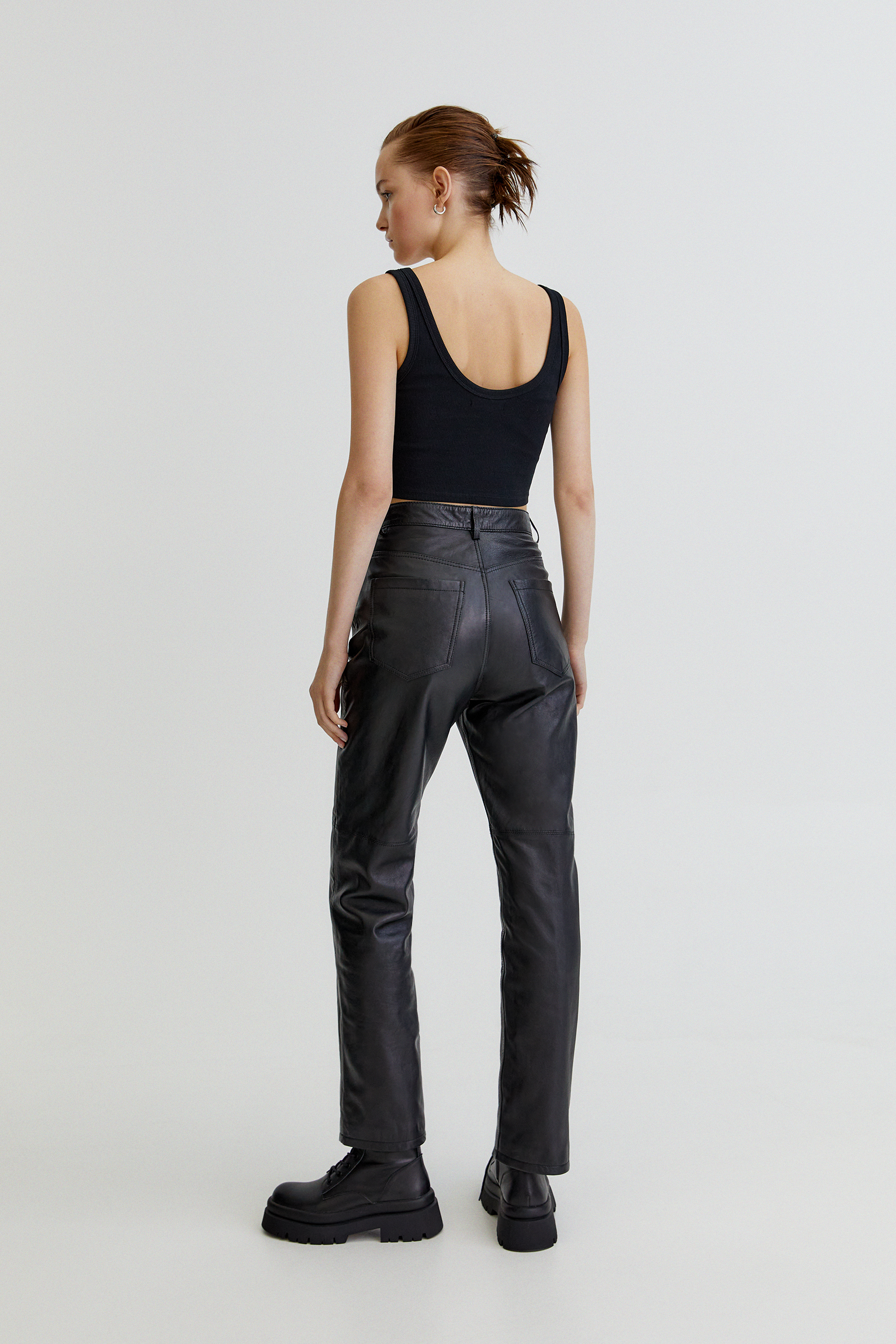 Pantalón piel limited edition - PULL\u0026BEAR