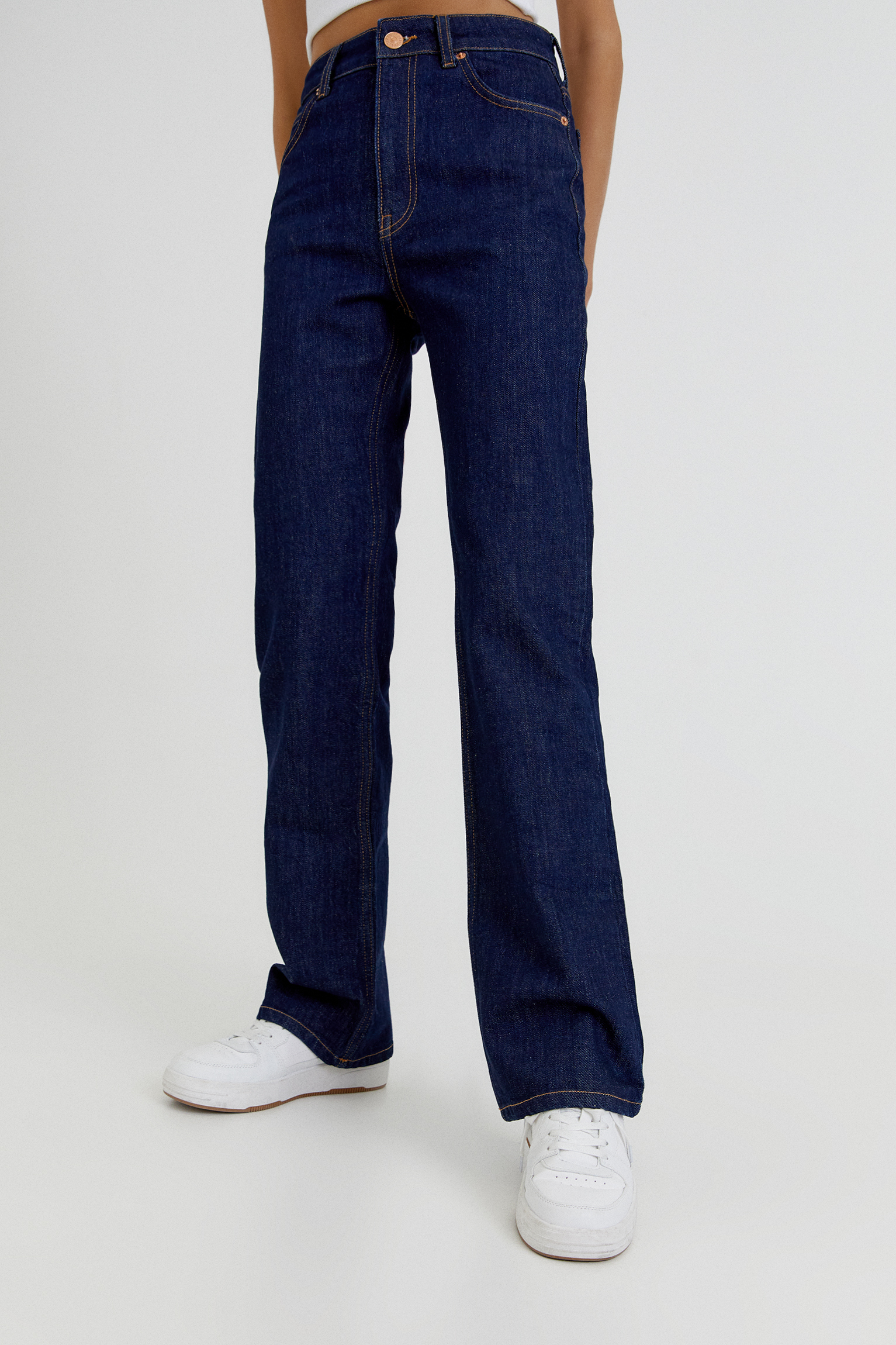 Jeans bootcut fit tiro alto - PULL\u0026BEAR