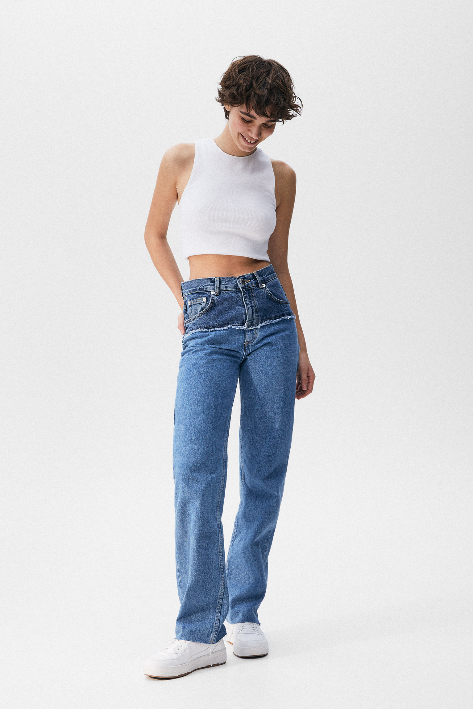 Jeans rectos color block bajo desflecado - PULL\u0026BEAR