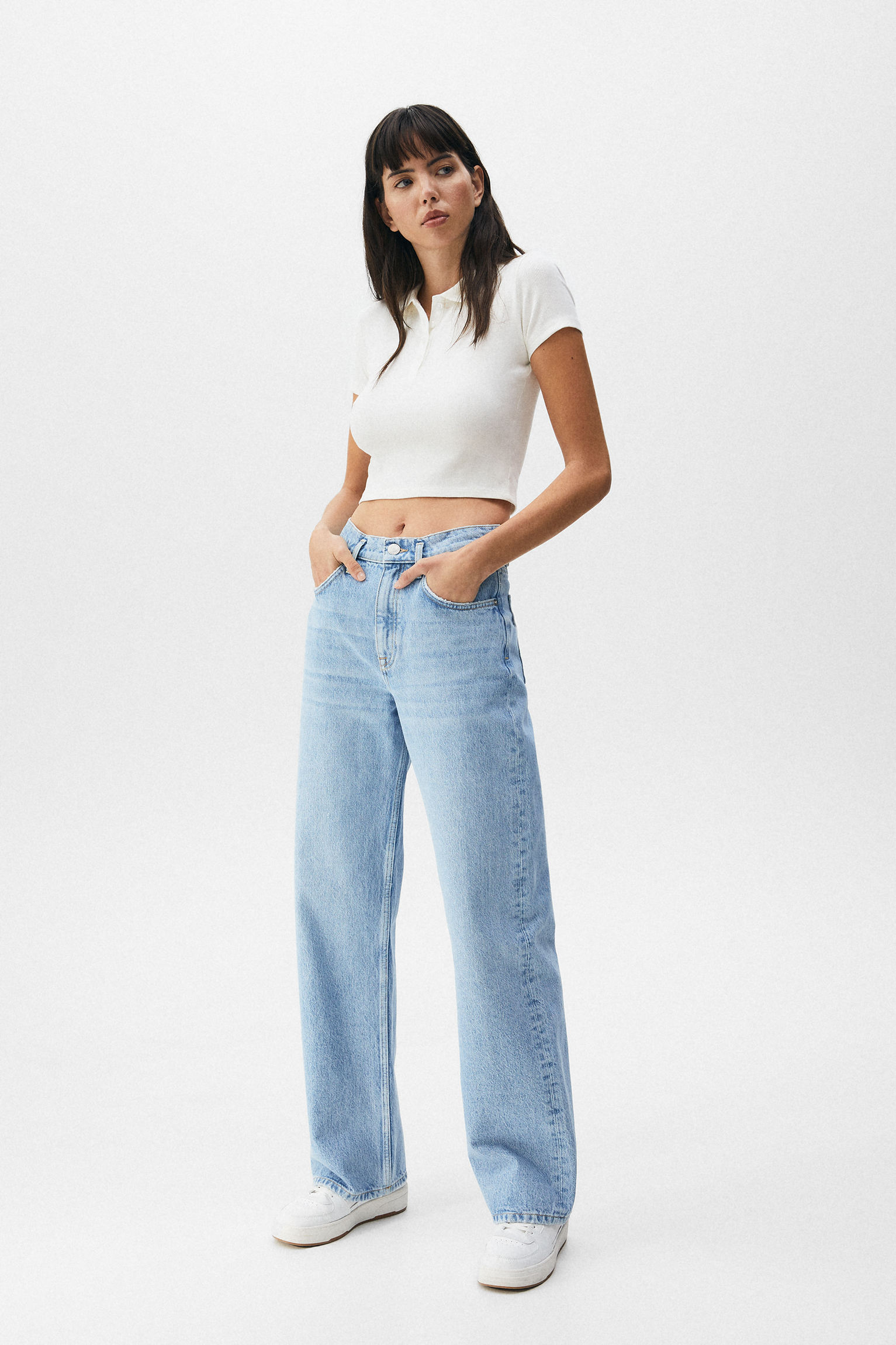 Jeans rectos tiro alto mariposa - PULL\u0026BEAR