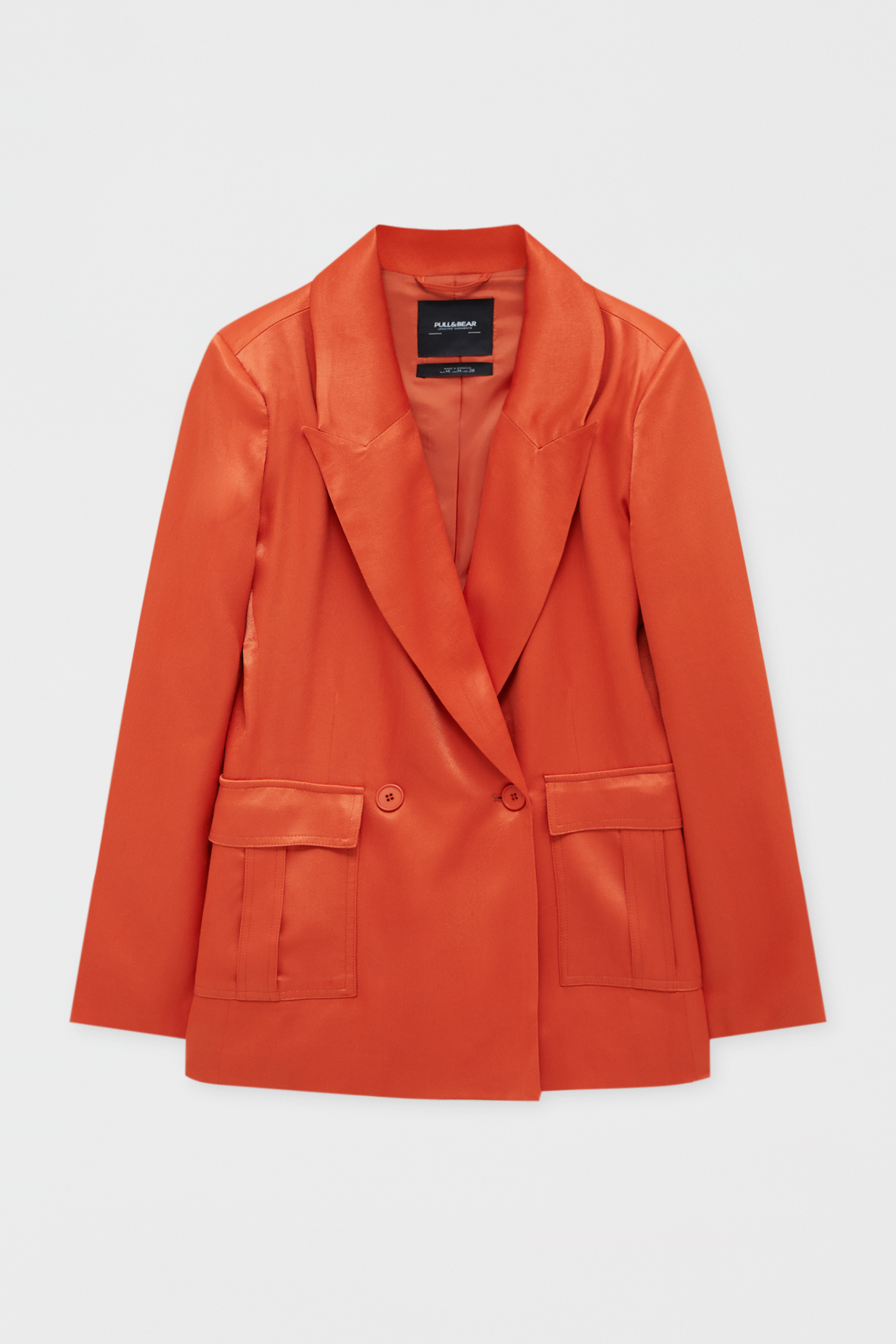 ¿Vestido o blazer? ¡Ambas! Esta es la prenda estrella de la temporada