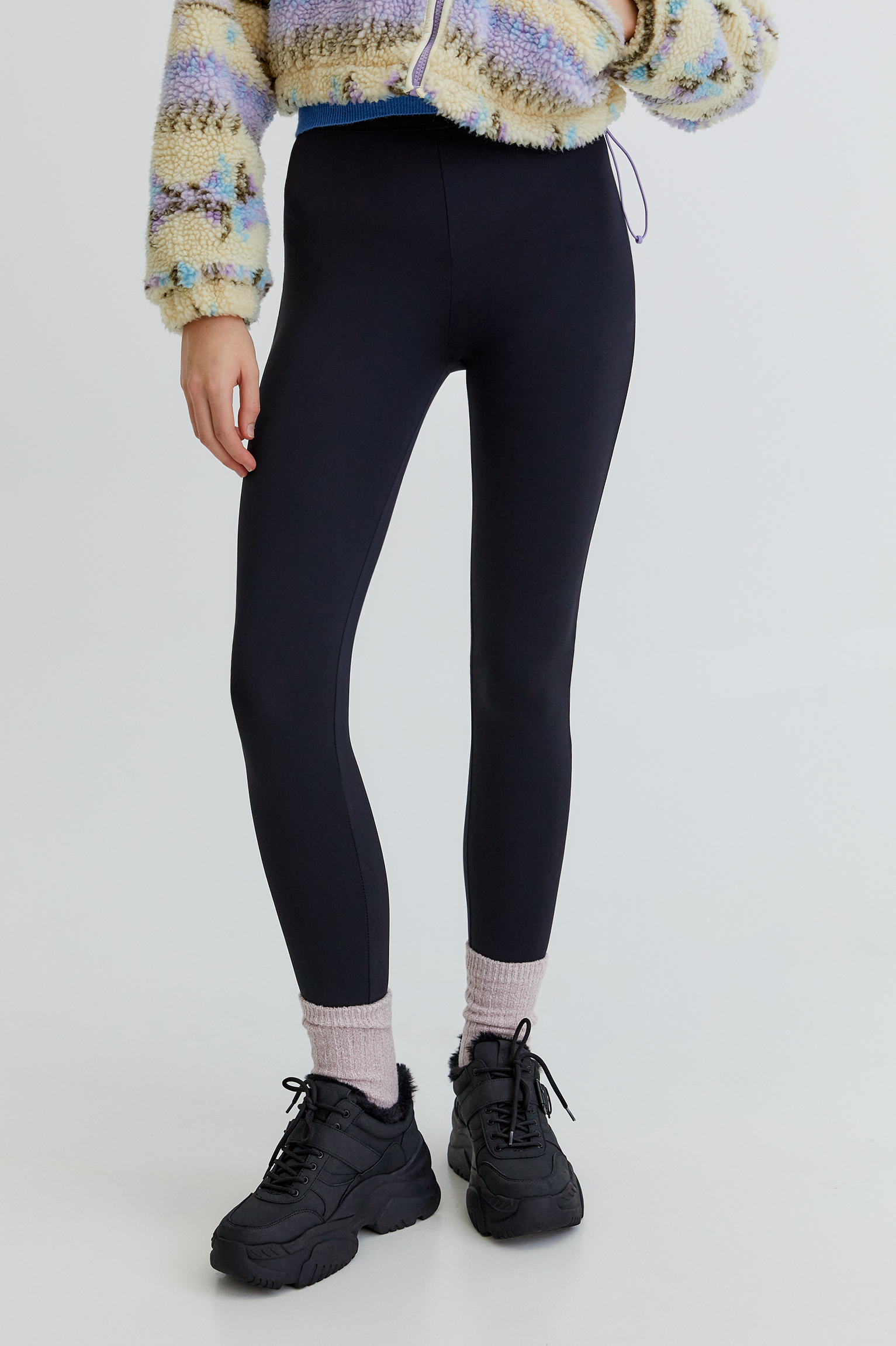 pull and bear leggings