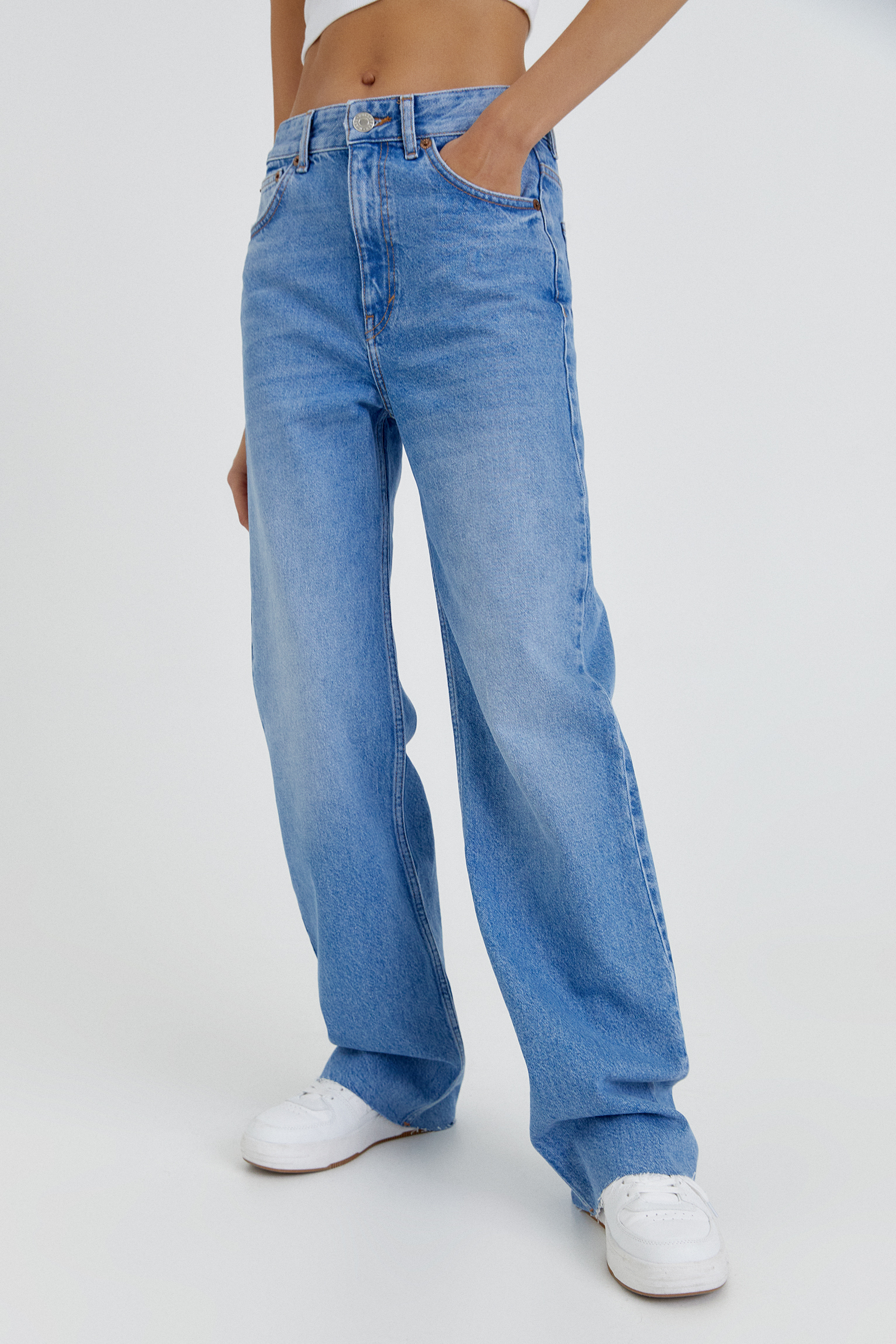 Straight-leg high waist jeans - PULL\u0026BEAR