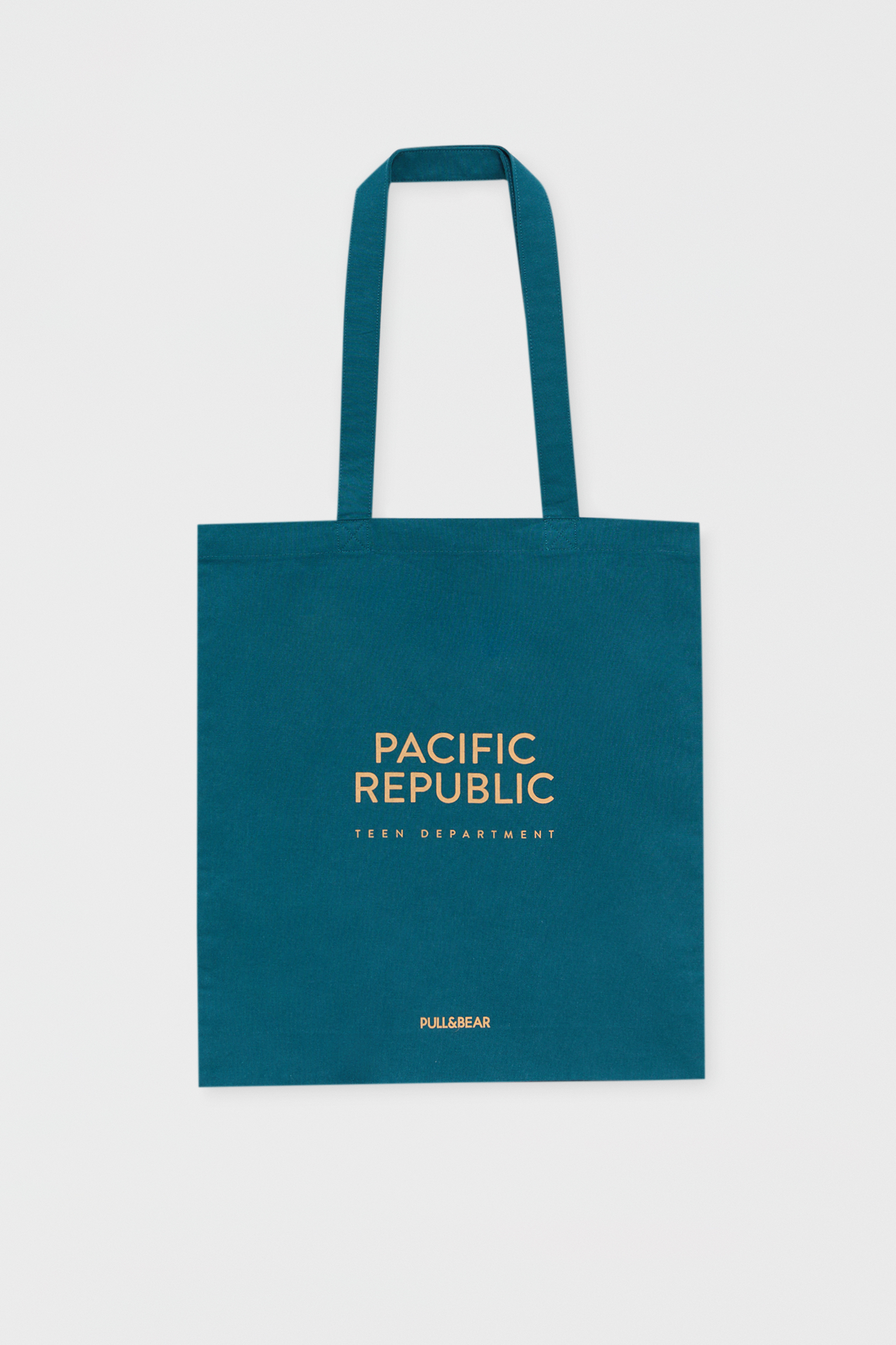 tote bag pull and bear