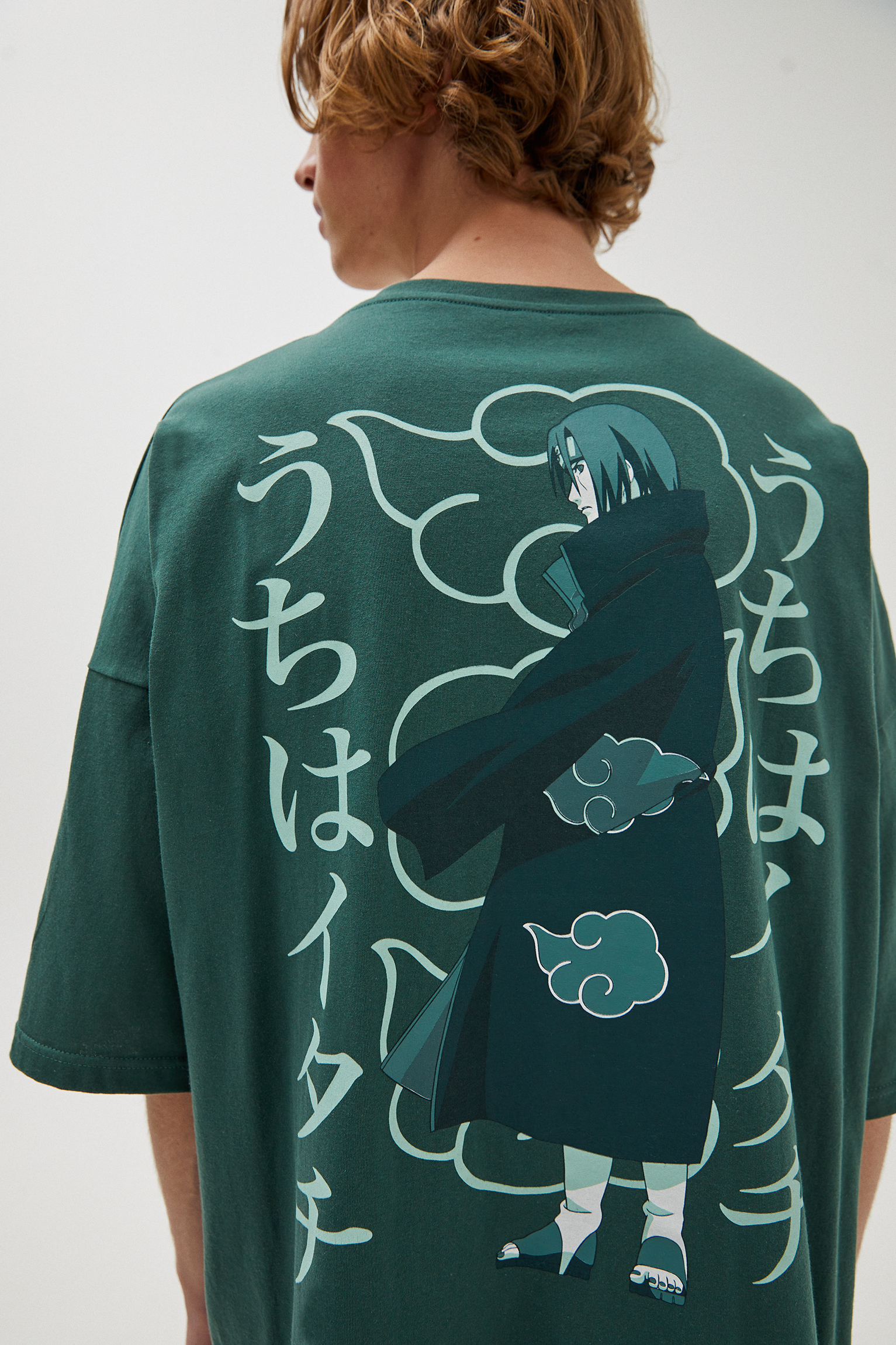 Camiseta Naruto print Itachi - PULL\u0026BEAR