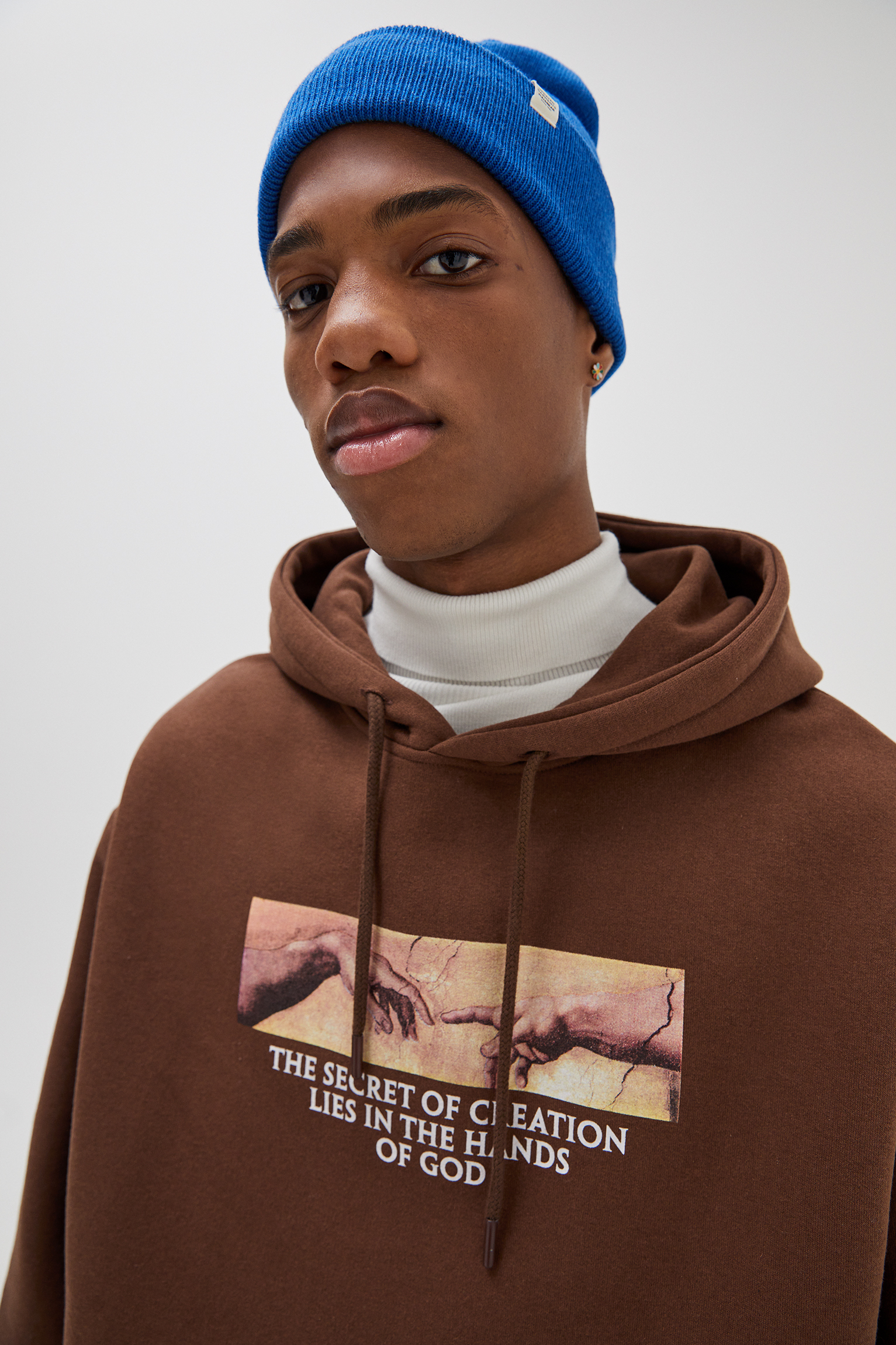 Sudadera detalle Miguel Ángel - PULL\u0026BEAR