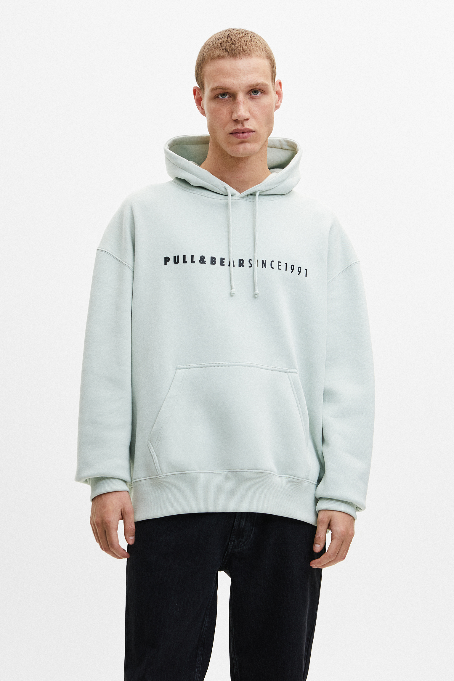 Sudadera logo Pull\u0026Bear capucha - PULL\u0026BEAR