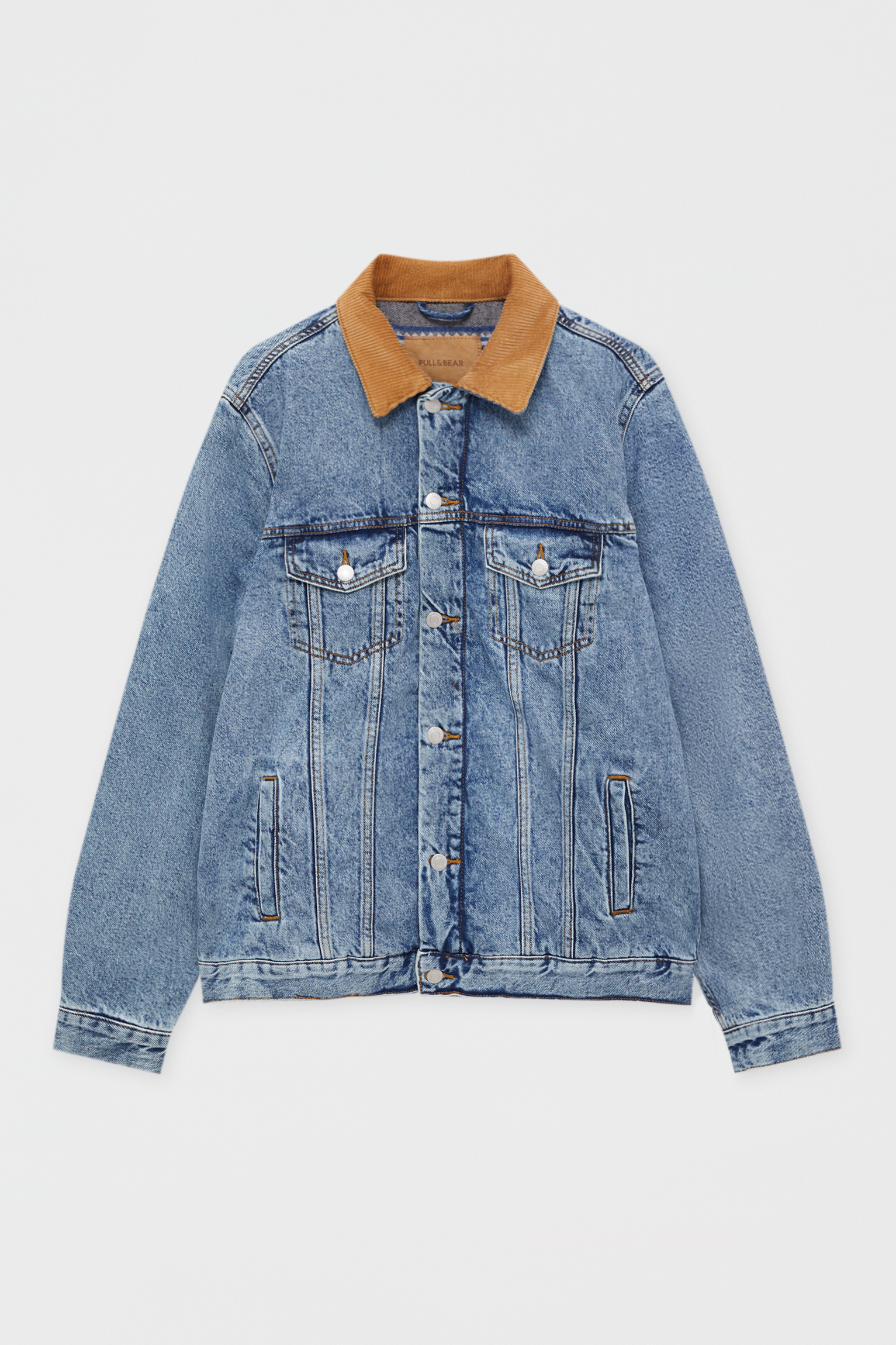 Chamarra mezclilla cuello contraste - PULL\u0026BEAR
