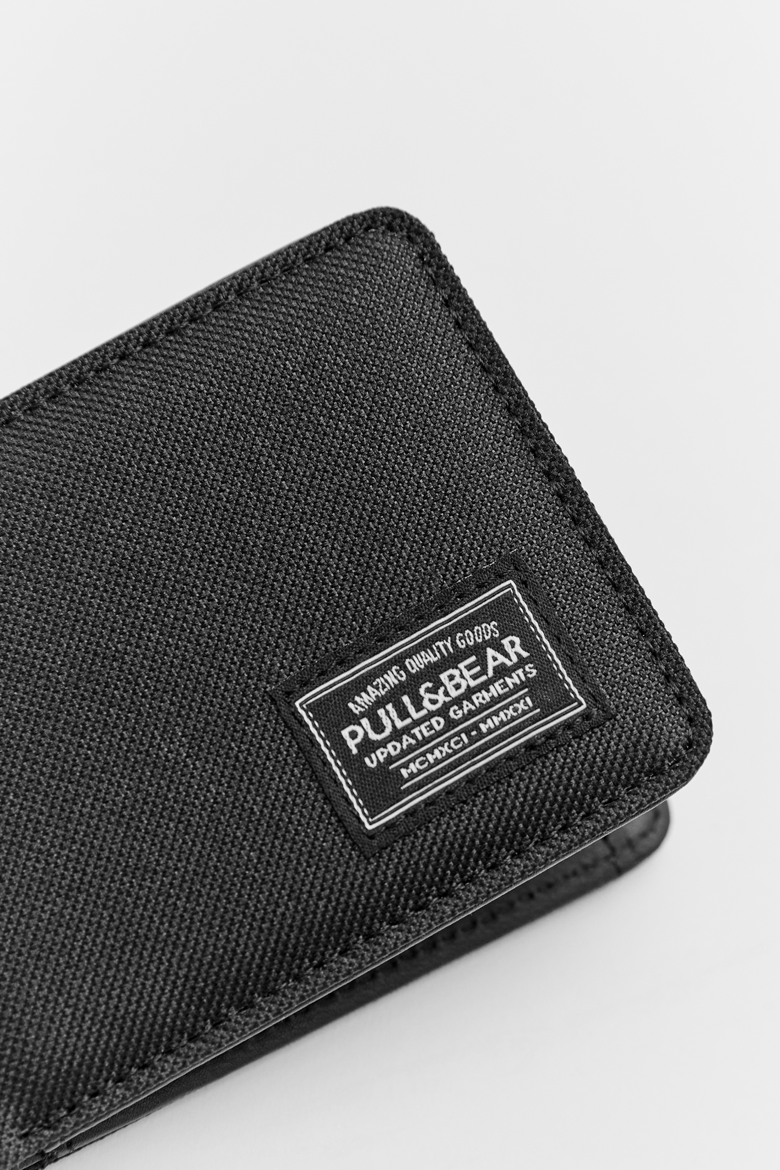 Cartera etiqueta Pull\u0026Bear - PULL\u0026BEAR