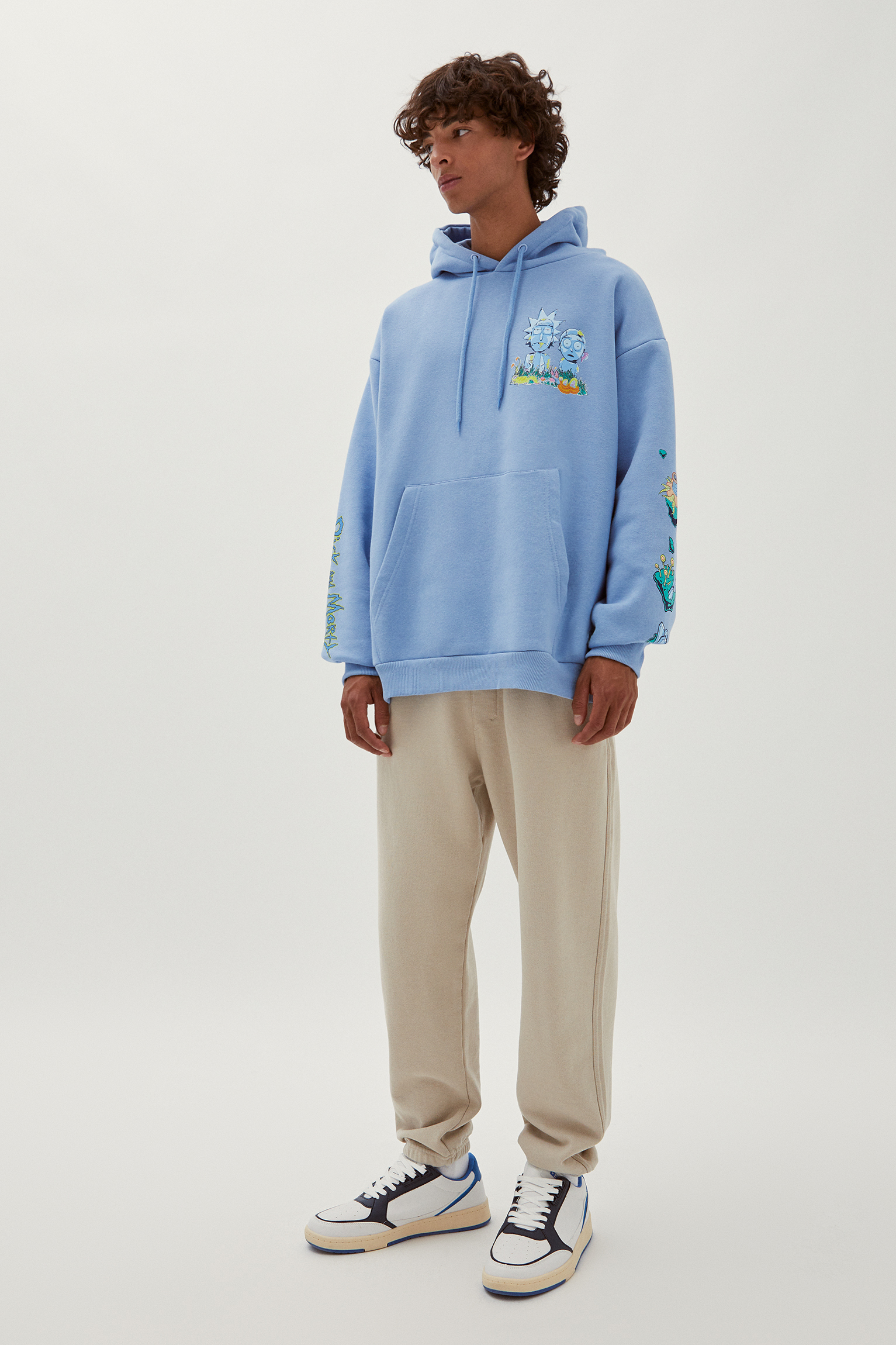 Sudadera azul ilustración Rick And Morty - PULL\u0026BEAR