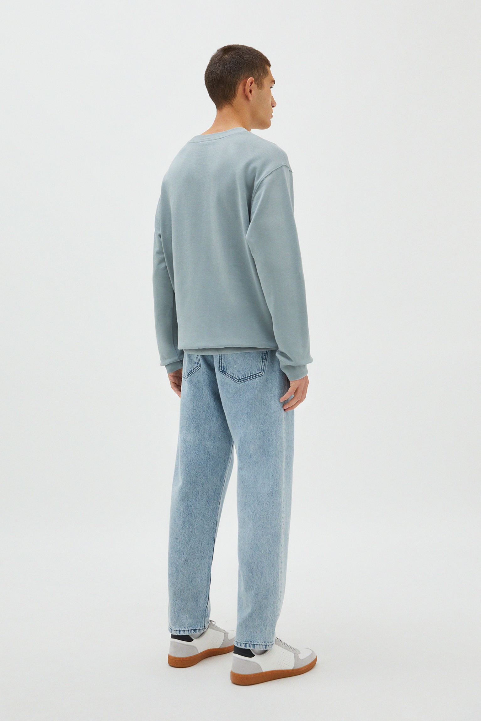 pull and bear basic sweatshirt