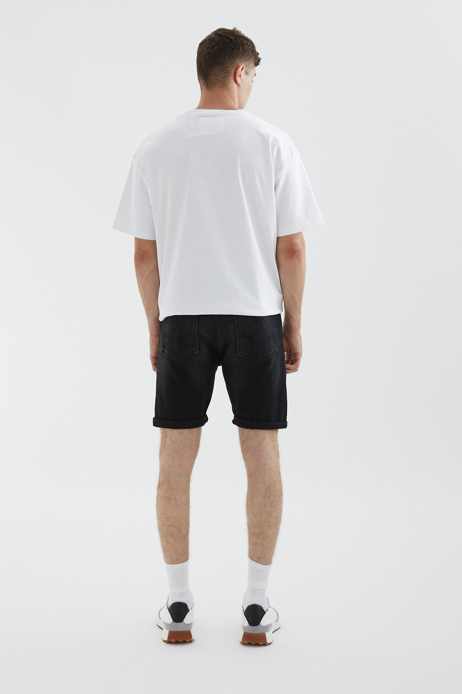 Bermuda vaquera negra slim fit - PULL\u0026BEAR