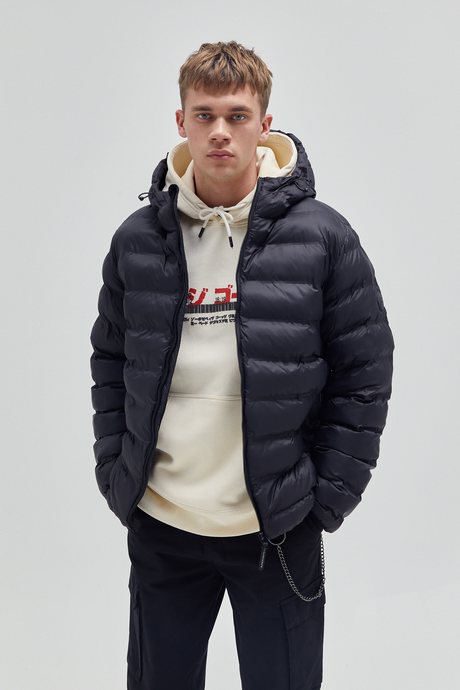 pull&bear puffer jacket in black