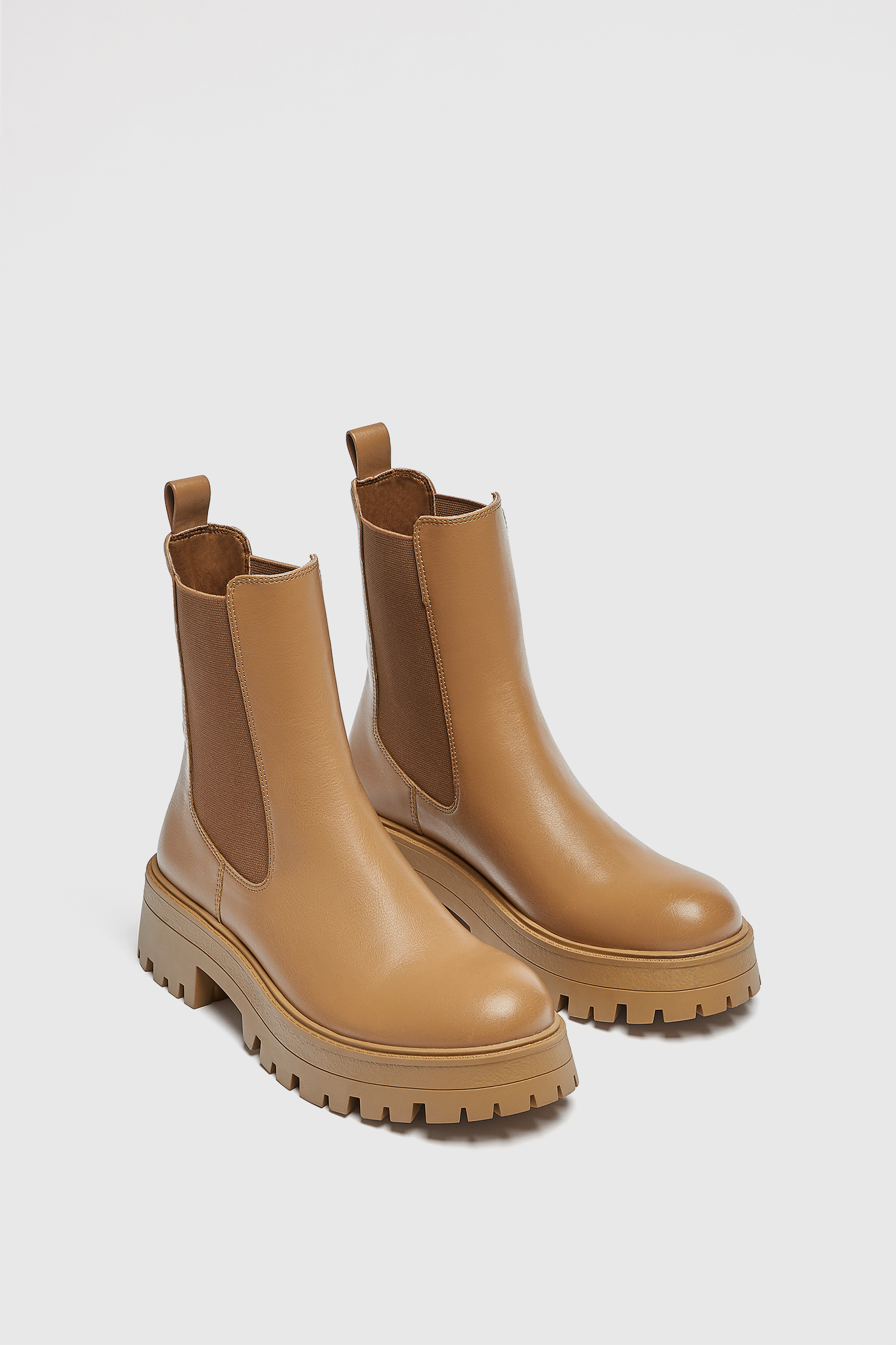 pull&bear chelsea boots