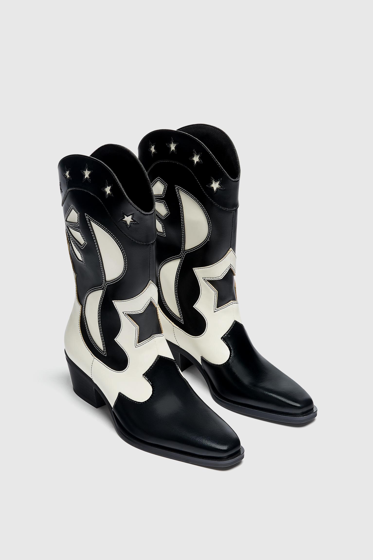 pull and bear cowboy boots