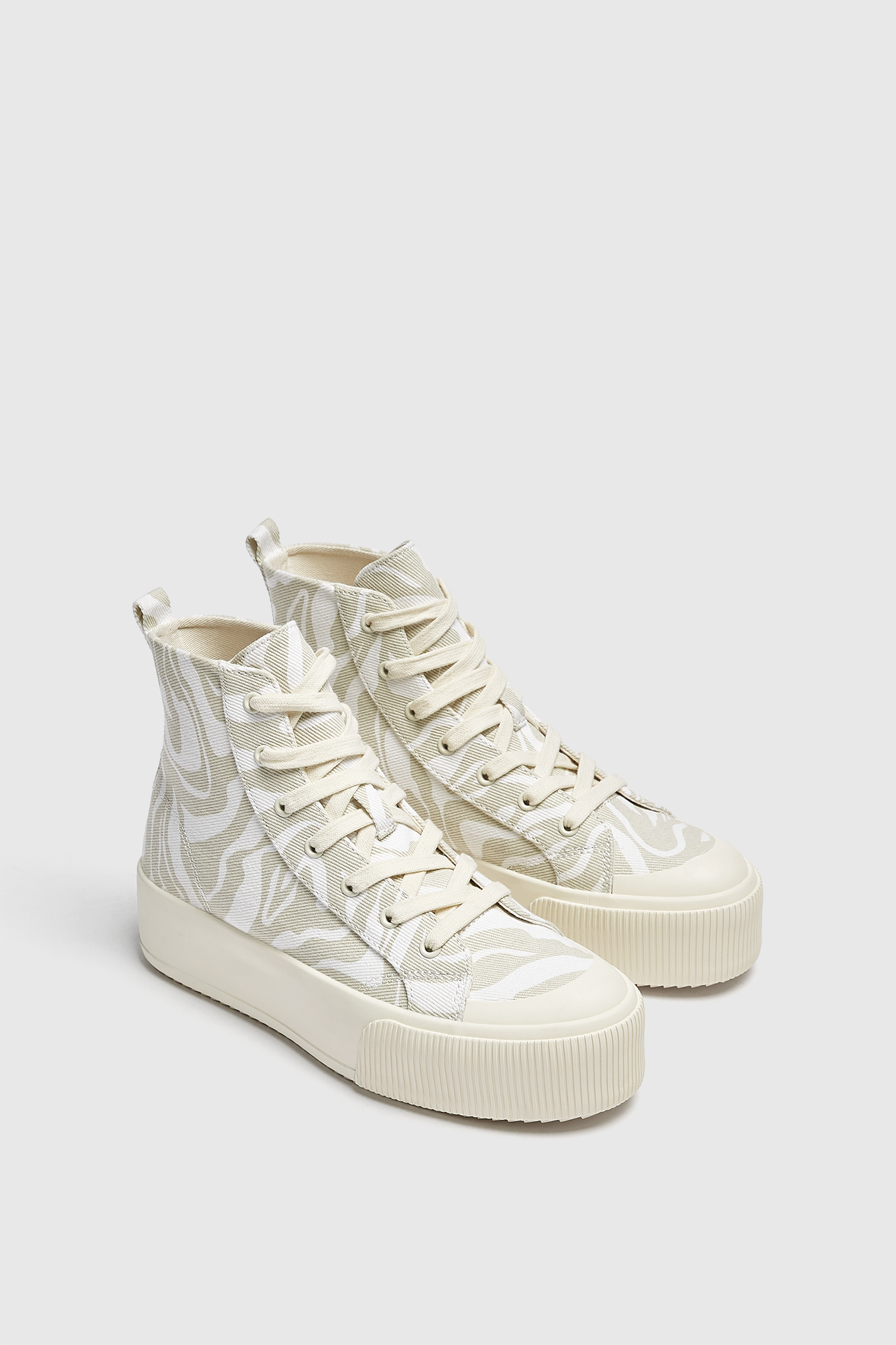 Rebajas 2019: 15 zapatos, deportivas y botines de Pull\u0026Bear
