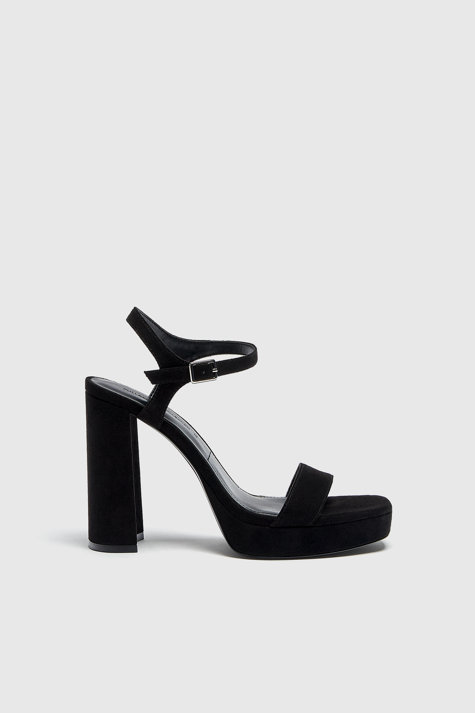 Sandalia tacón plataforma - PULL\u0026BEAR