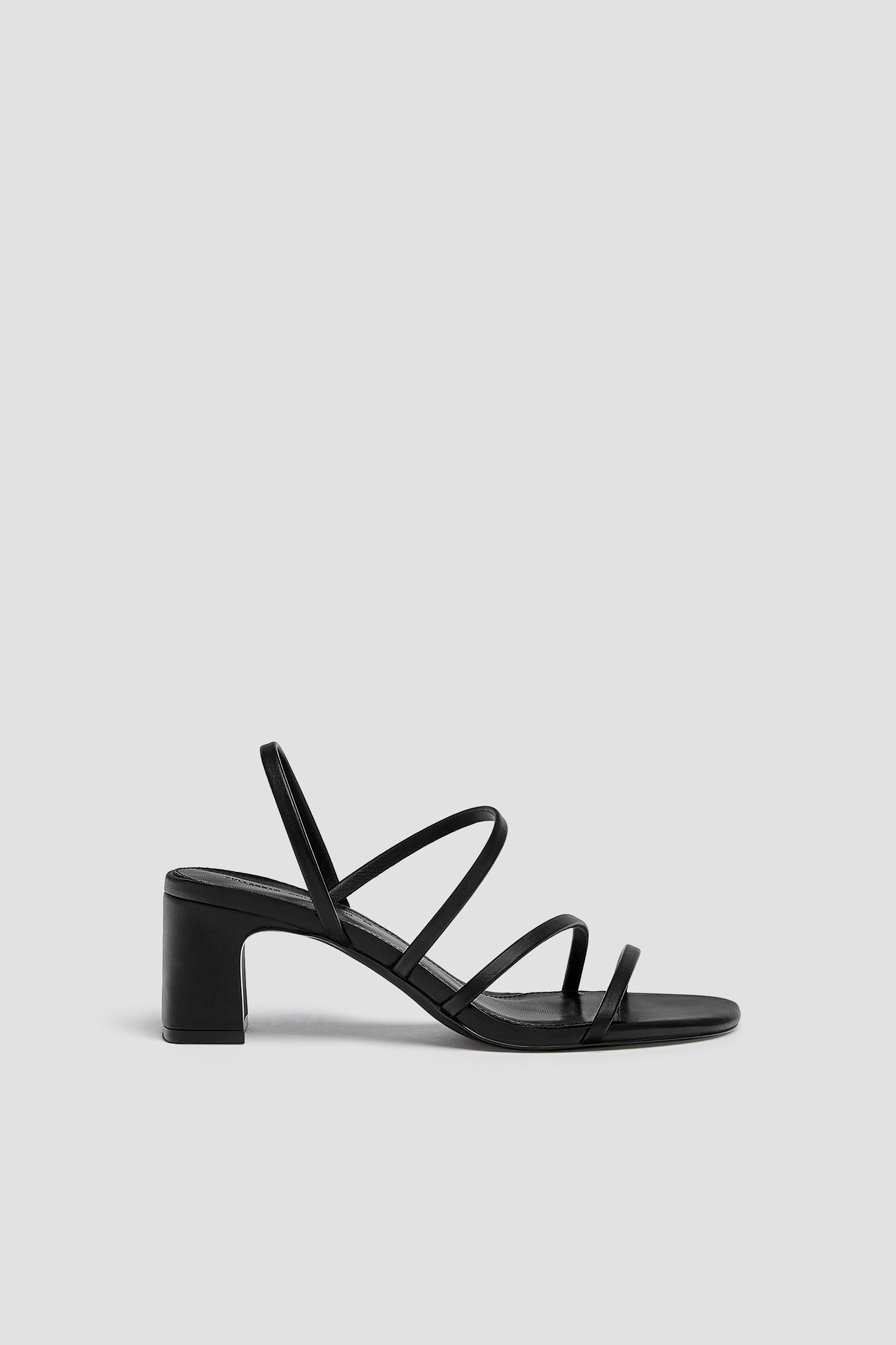 Sandalia tacón tiras - PULL\u0026BEAR