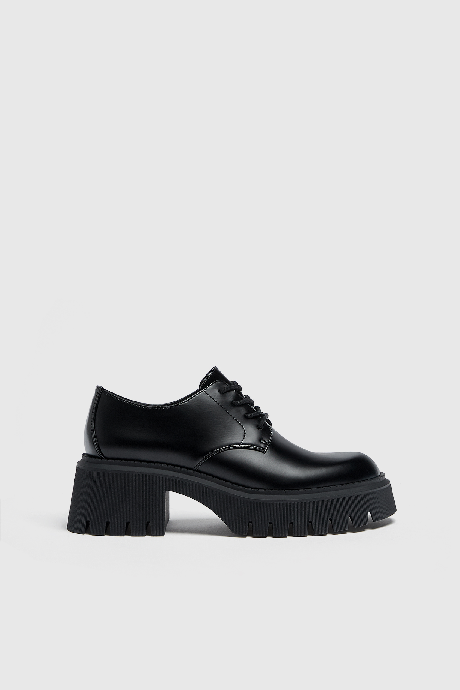 Zapato plano suela track - PULL\u0026BEAR