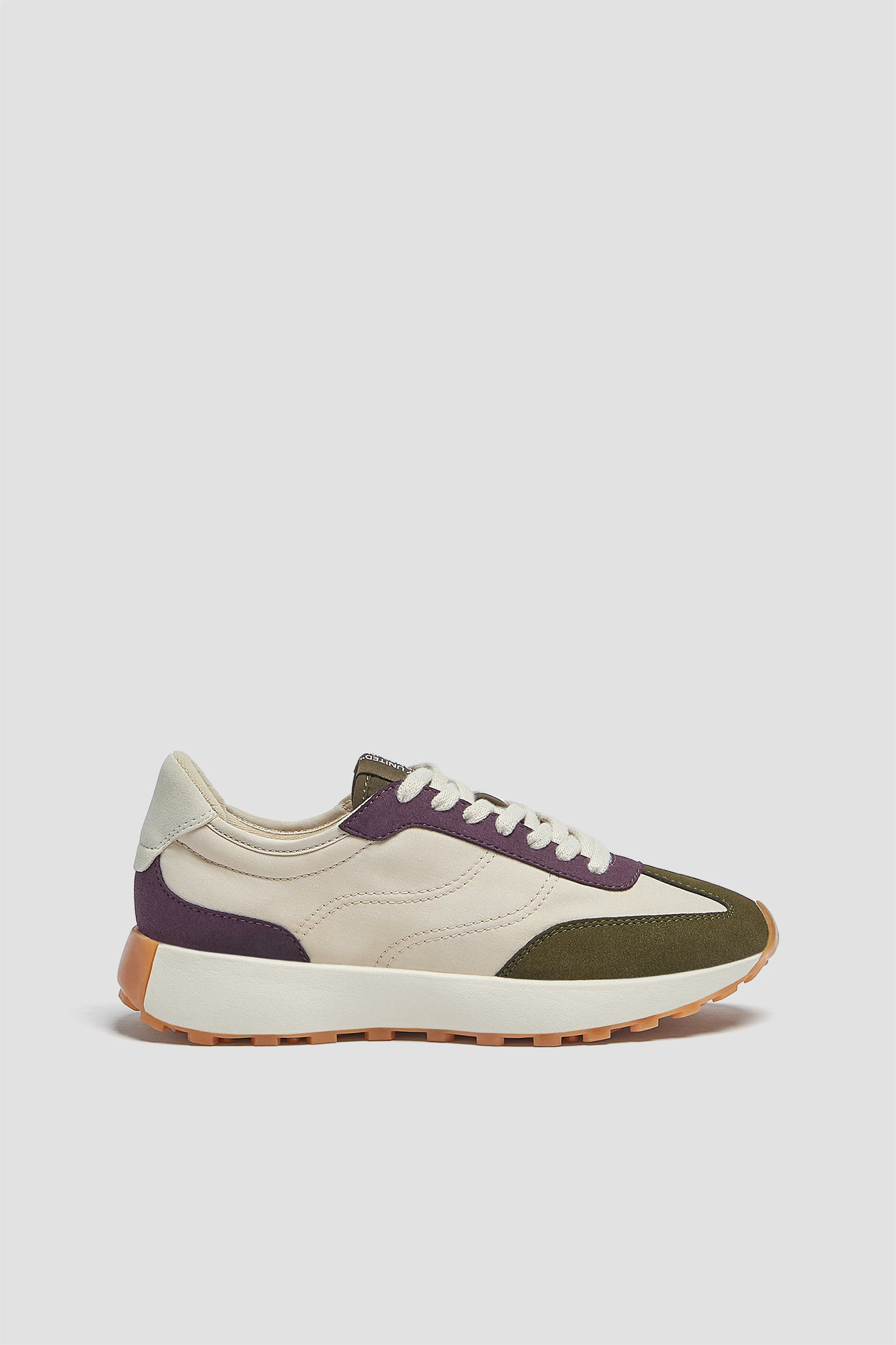 zapatillas pull and bear mujer 2022