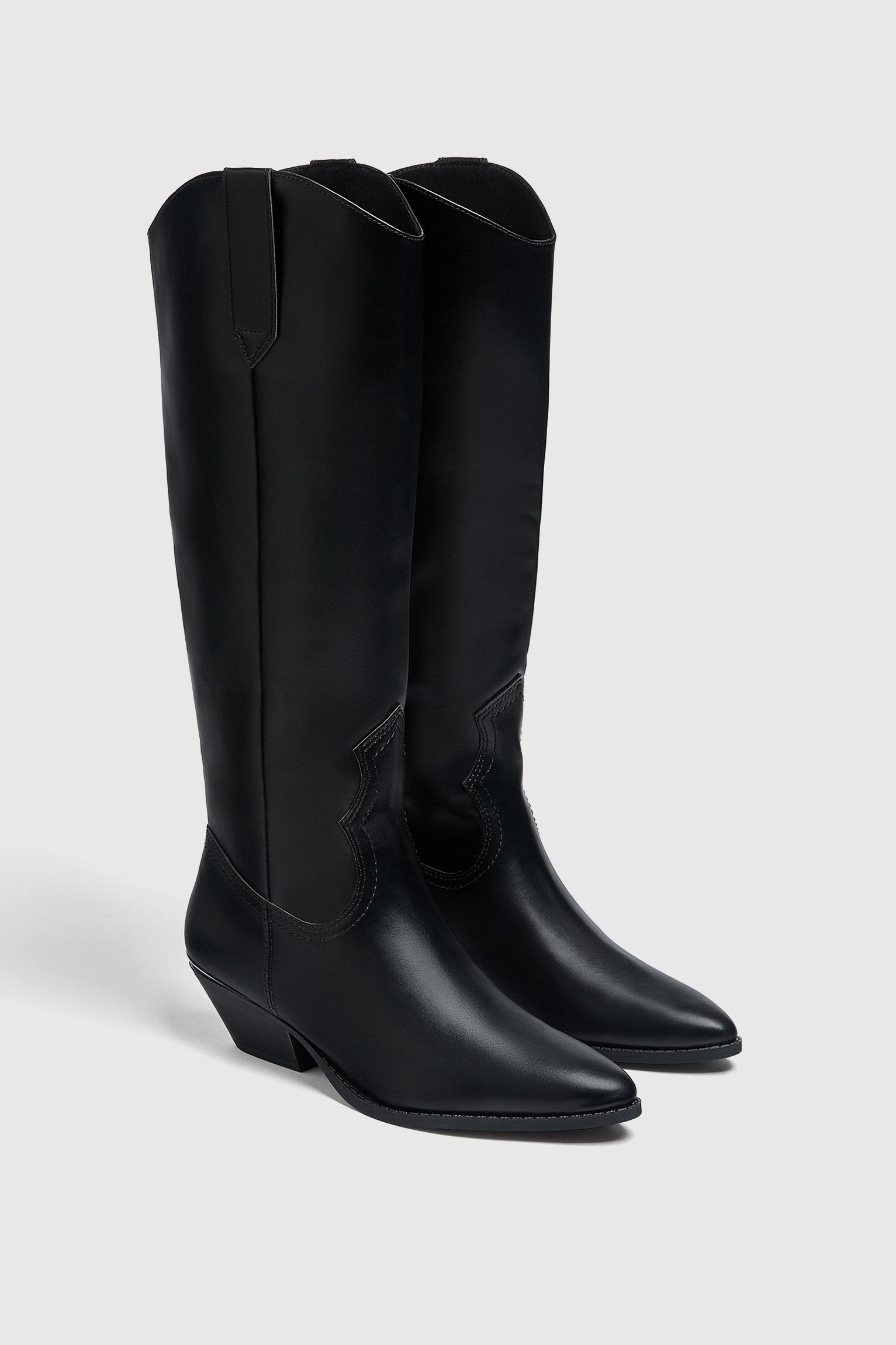 Bota tacón cowboy - PULL\u0026BEAR