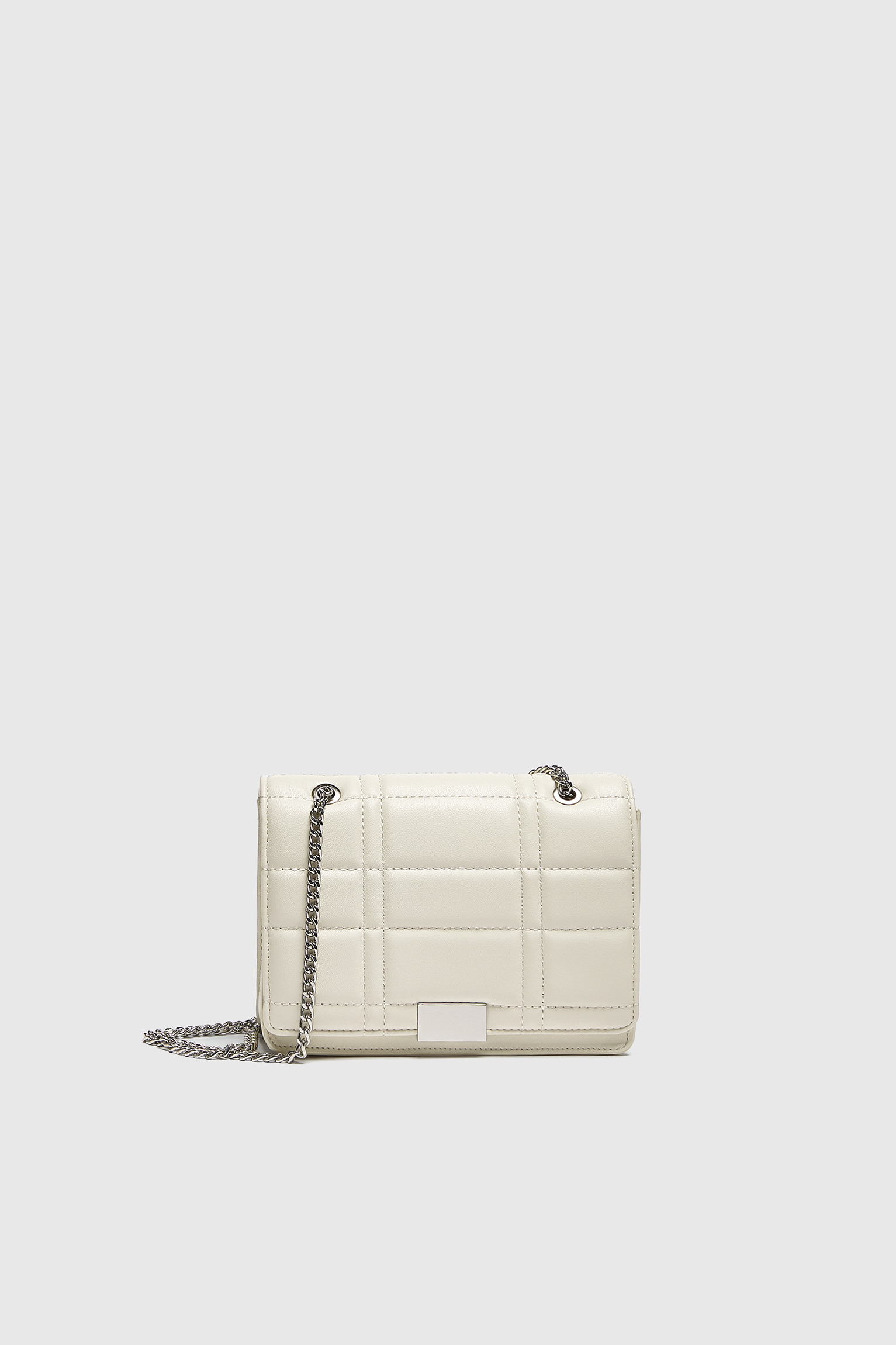 crossbody with chain strap