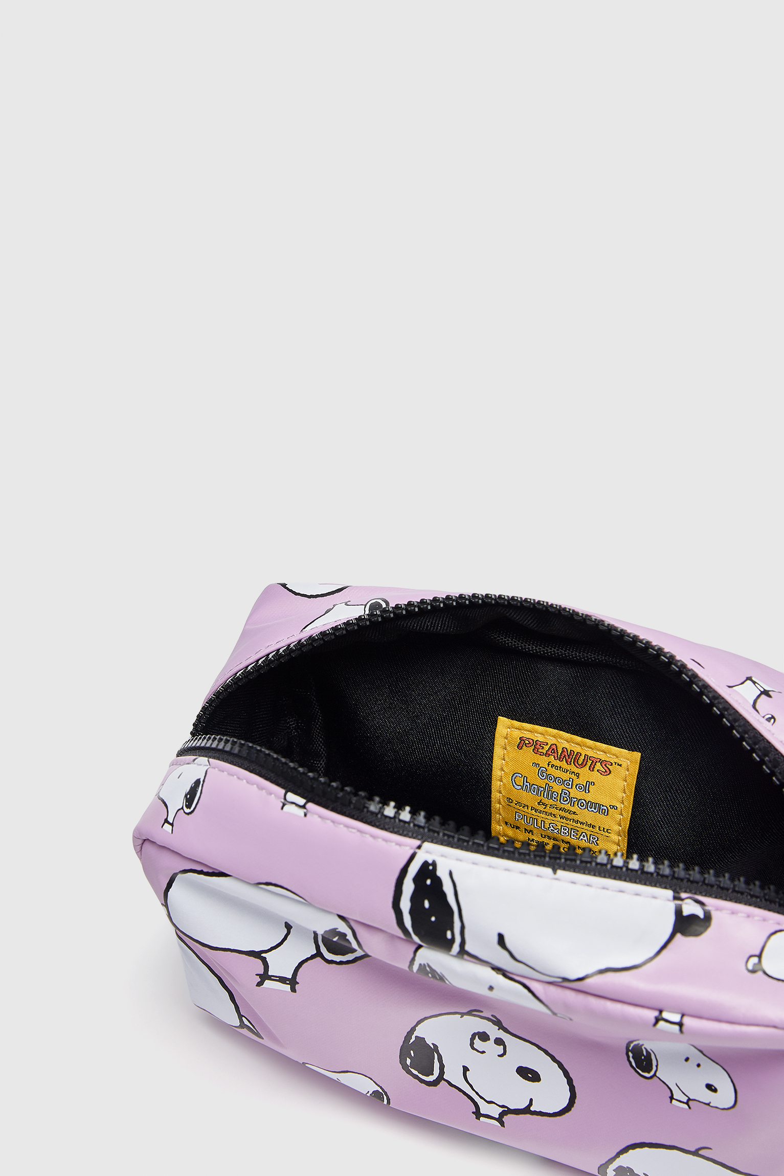 Neceser Snoopy - PULL\u0026BEAR