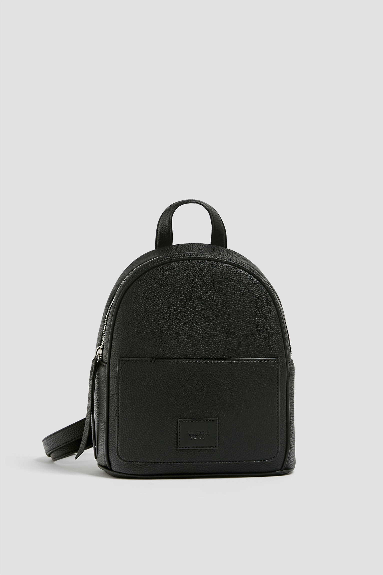 mini backpack pull and bear