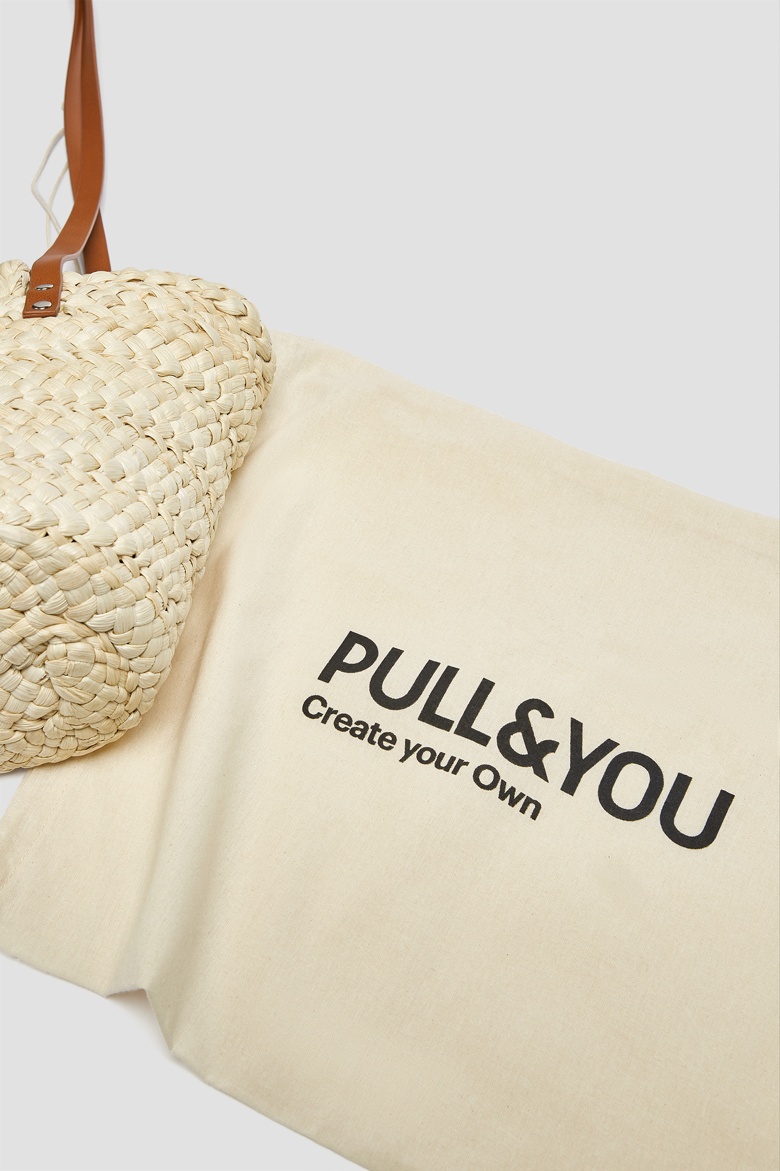 Mini capazo personalizable - PULL\u0026BEAR