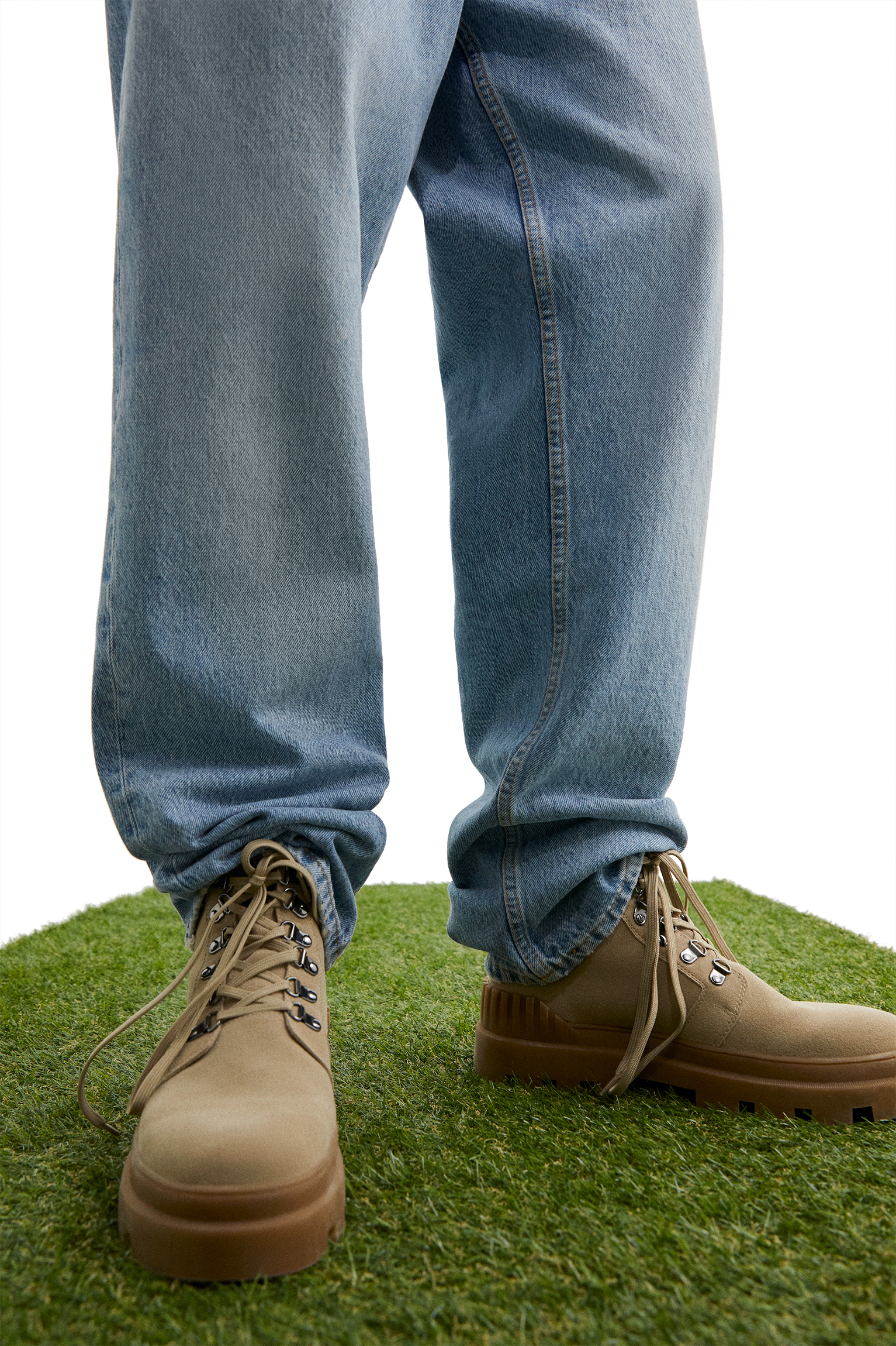 Bota acordonada suela track - PULL\u0026BEAR