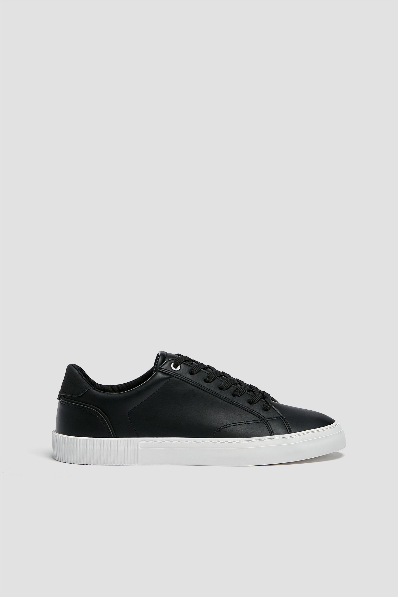 Zapatilla casual suela relieve - PULL\u0026BEAR