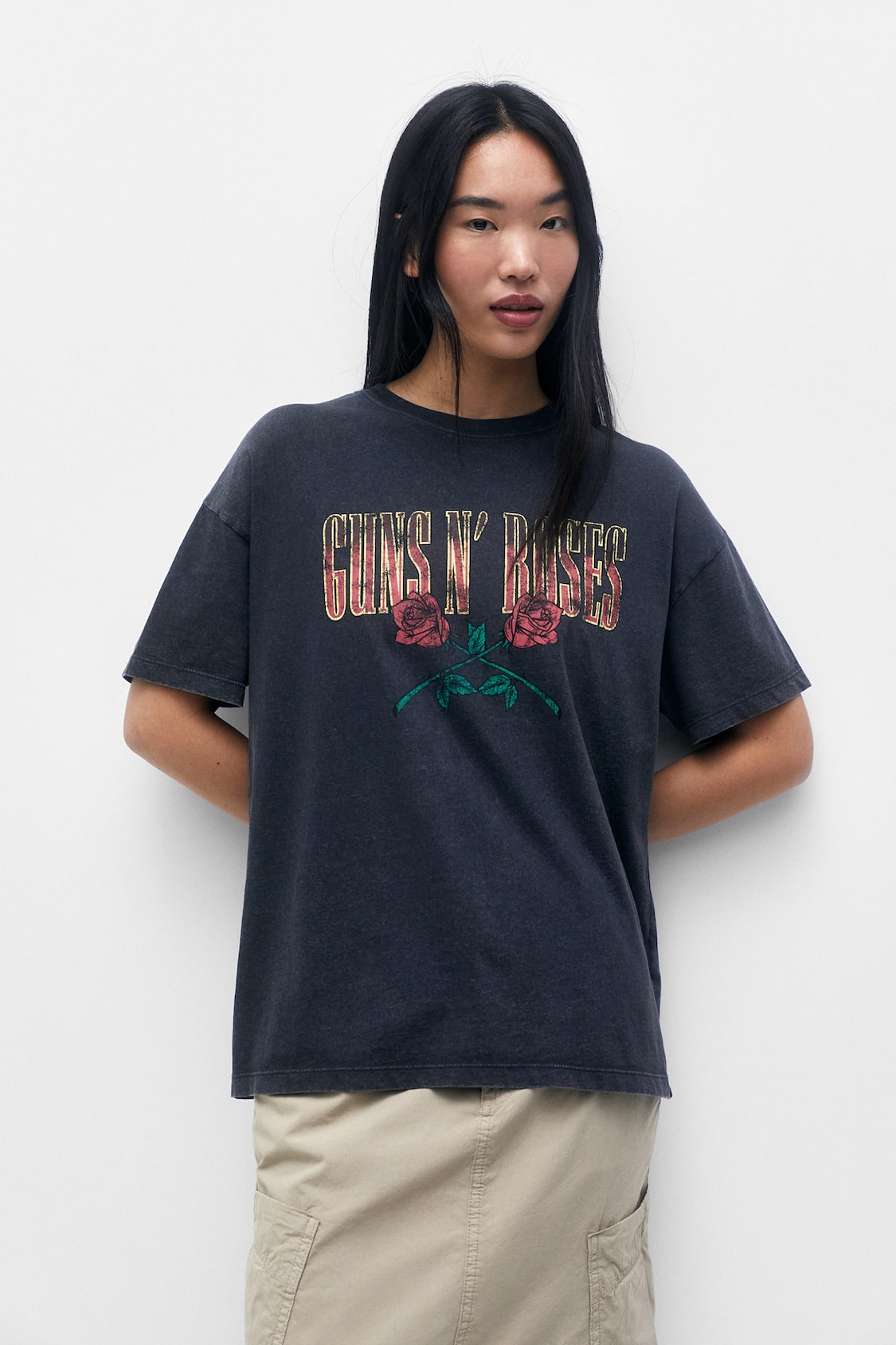 svindler Overstige rille T-shirt med Guns N 'Roses - PULL&BEAR