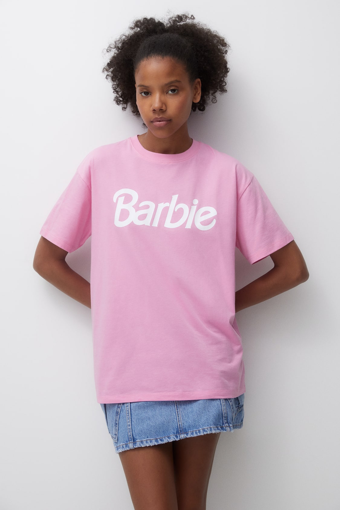  Barbie Logo Heart V-Neck T-Shirt : Clothing, Shoes & Jewelry