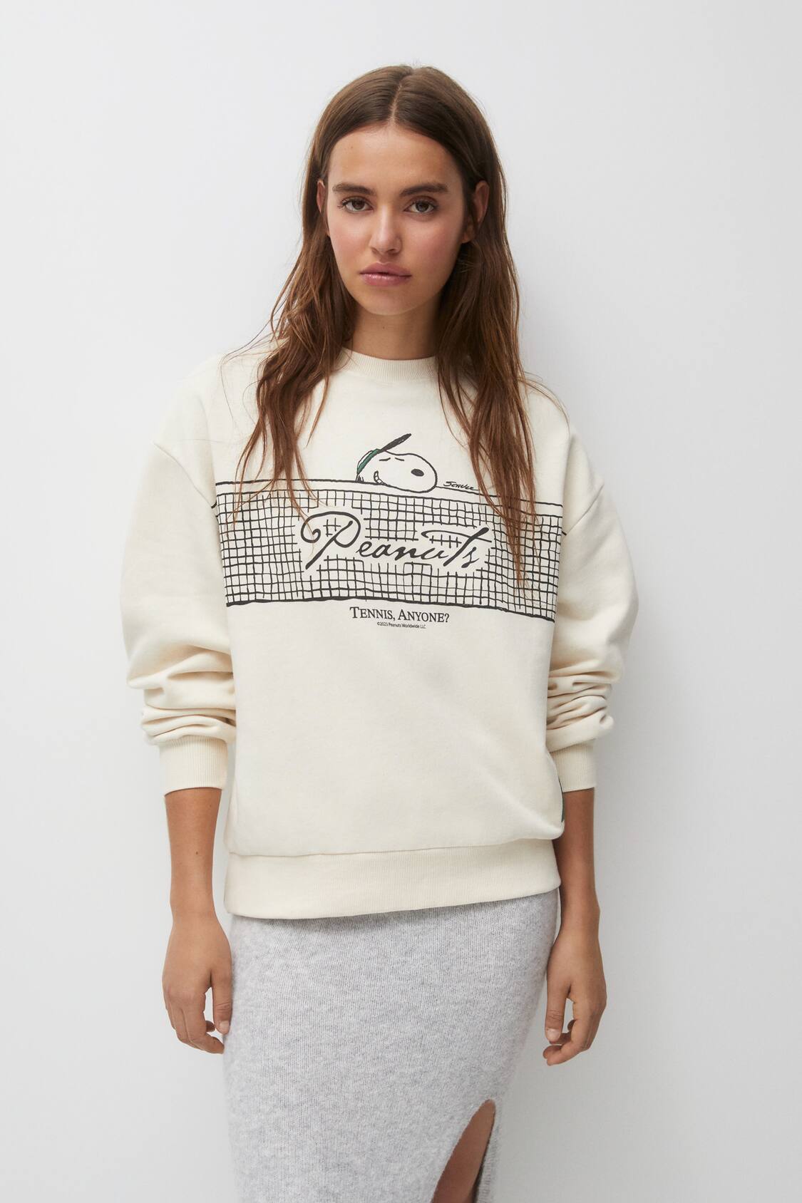 Pull&Bear Women's Embroidered Sweatshirt