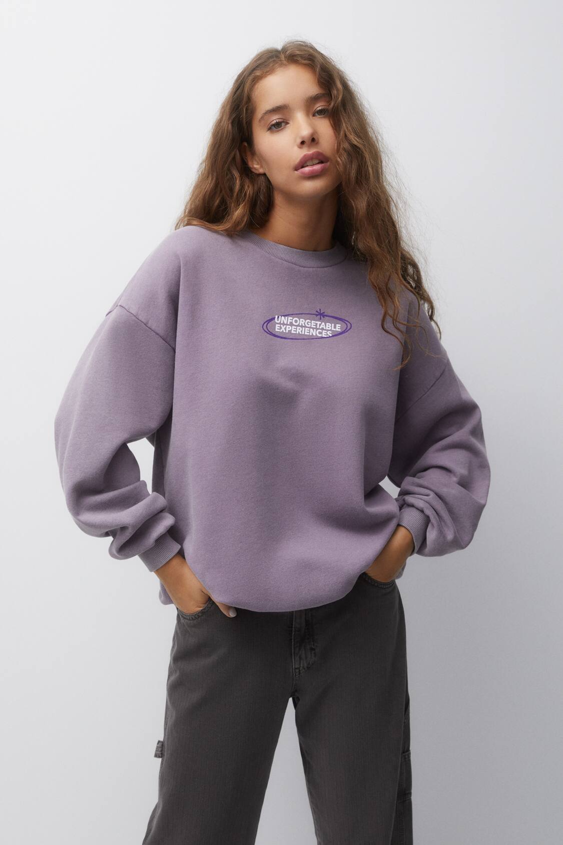 Pull&Bear Women's' Lead Floral Print Sweatshirt