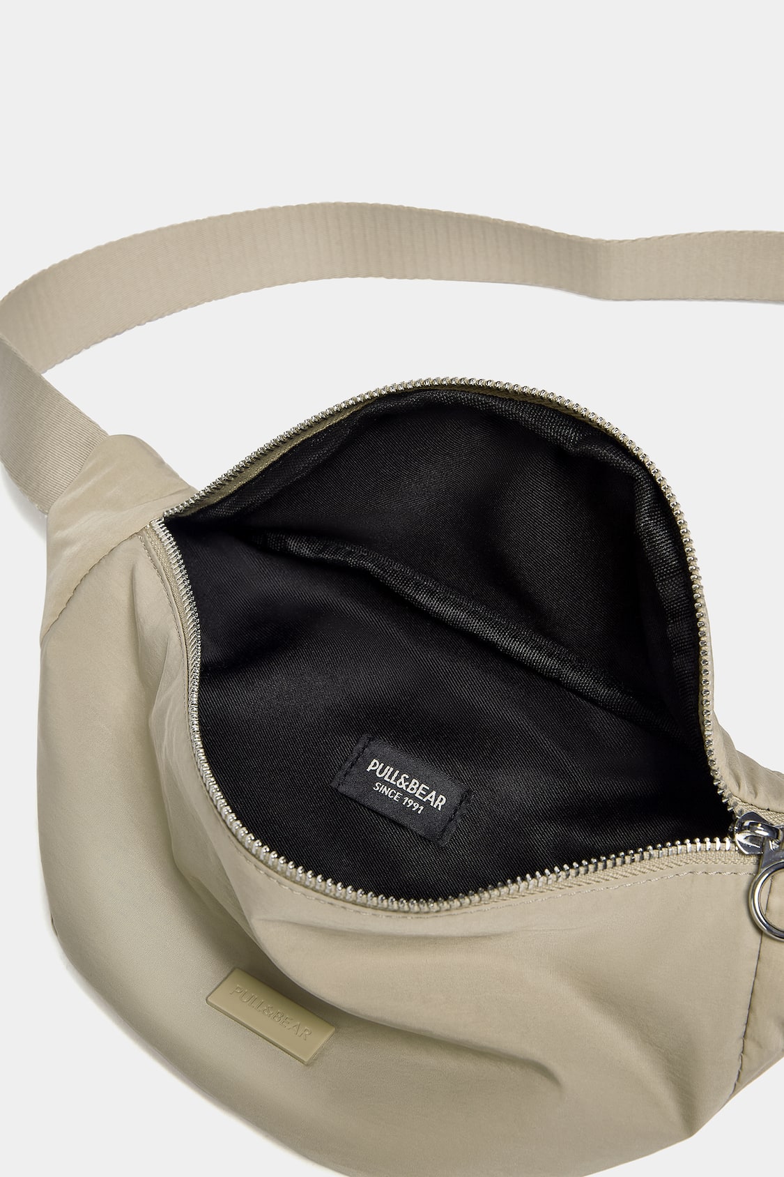 Béis The Pack Nylon Belt Bag in Black