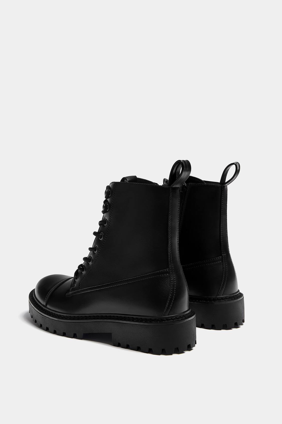 Pull&Bear Women's Flat Stretch Ankle Boots