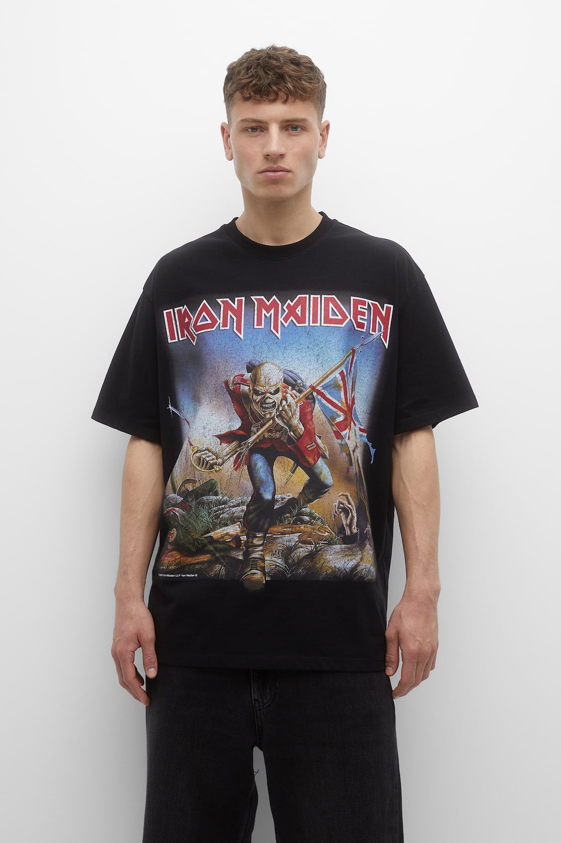 Lujo Transición Recoger hojas Iron Maiden short sleeve T-shirt - pull&bear