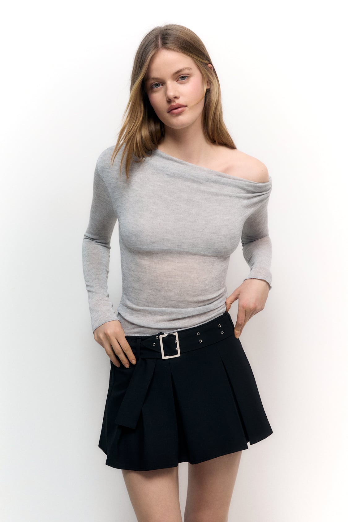 Pull&Bear long sleeve body with front detail in black