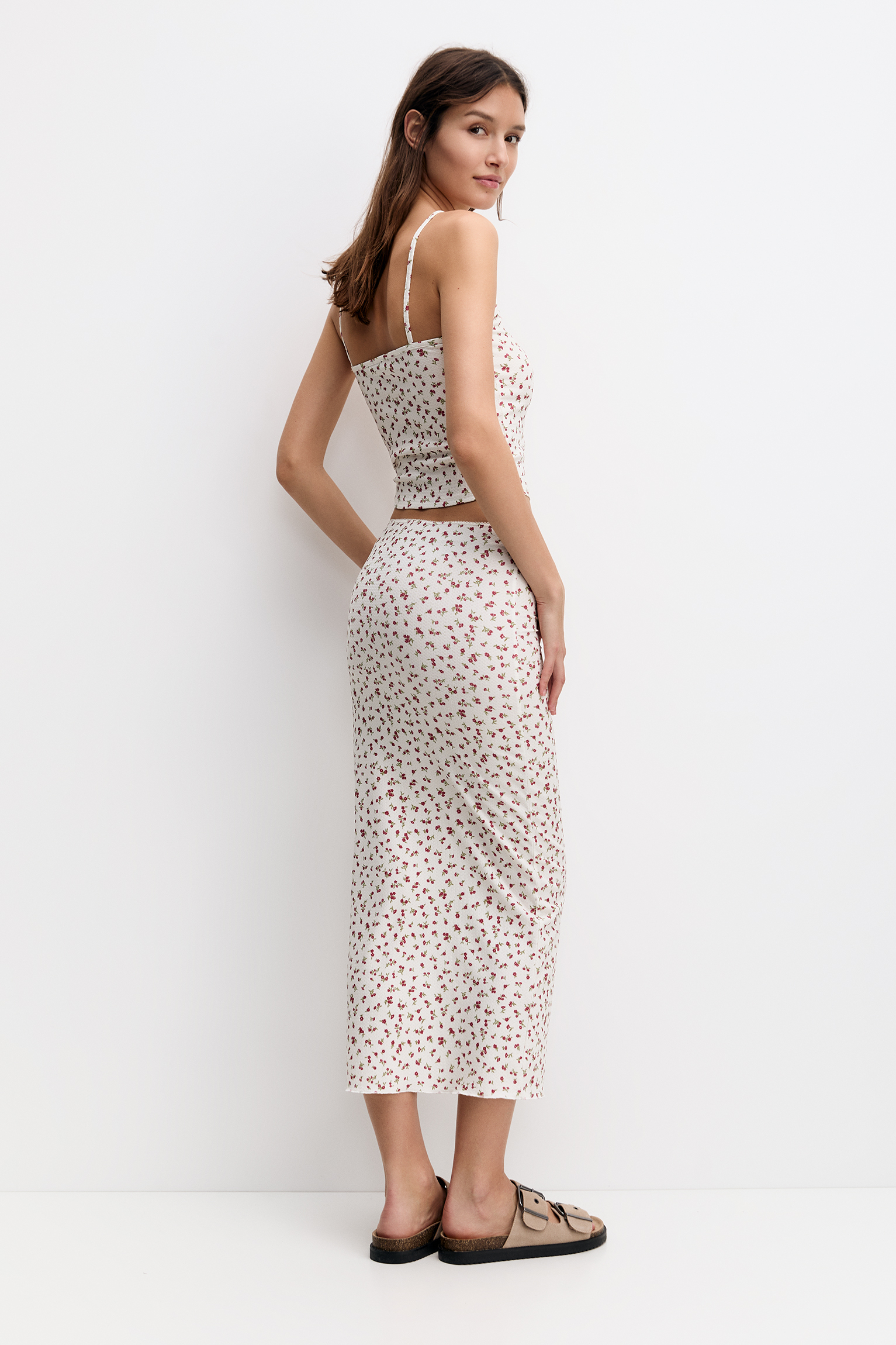 Floral midi skirt with camisole detail - pull&bear