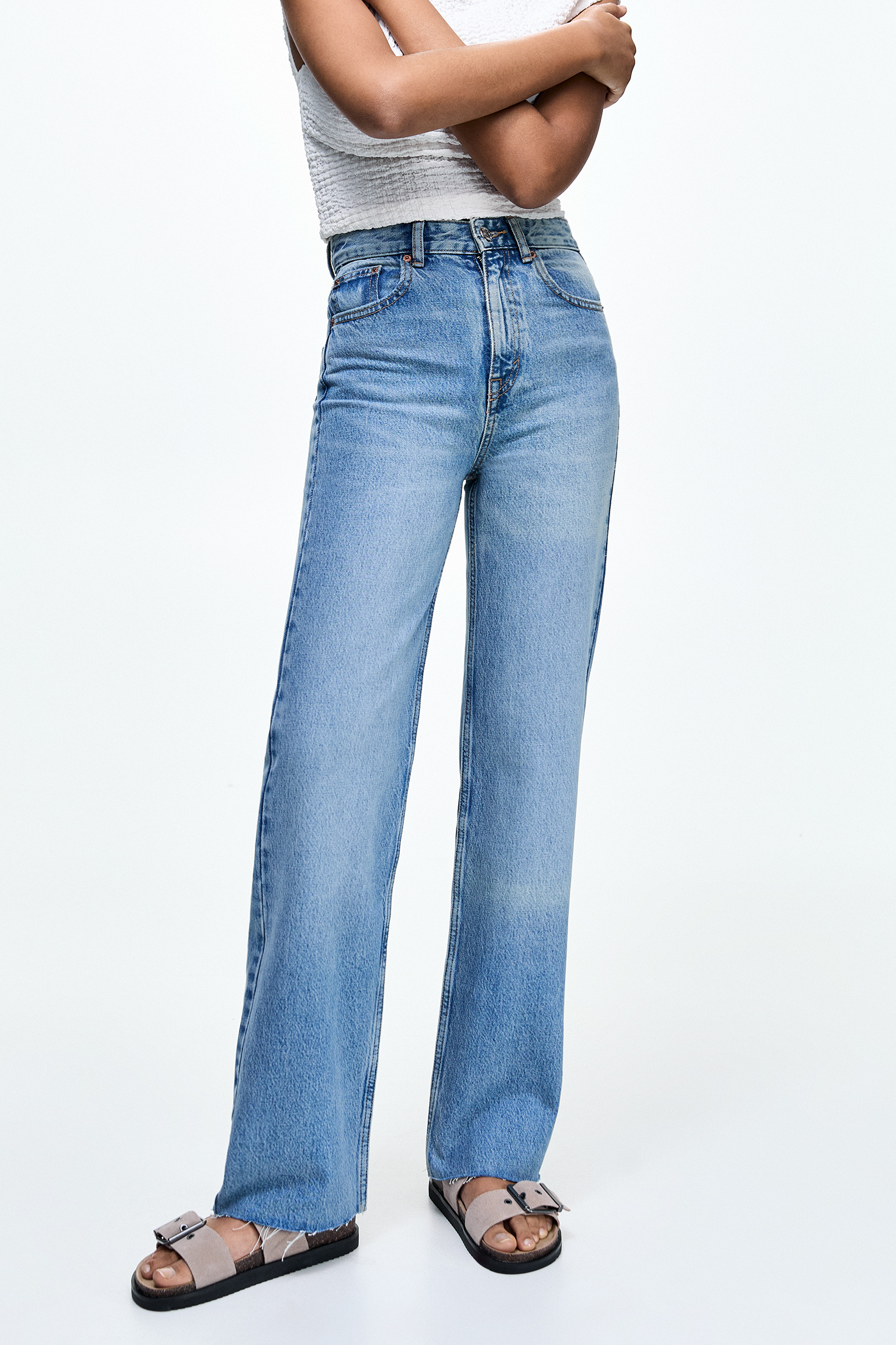 MakeMeChic Women's Straight Leg Jeans Casual High Waisted Split Denim Pants  Medium Wash XS at Amazon Women's Jeans store