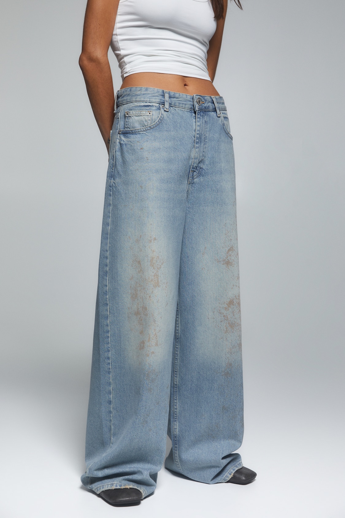 Low Rise Wide Baggy Jeans