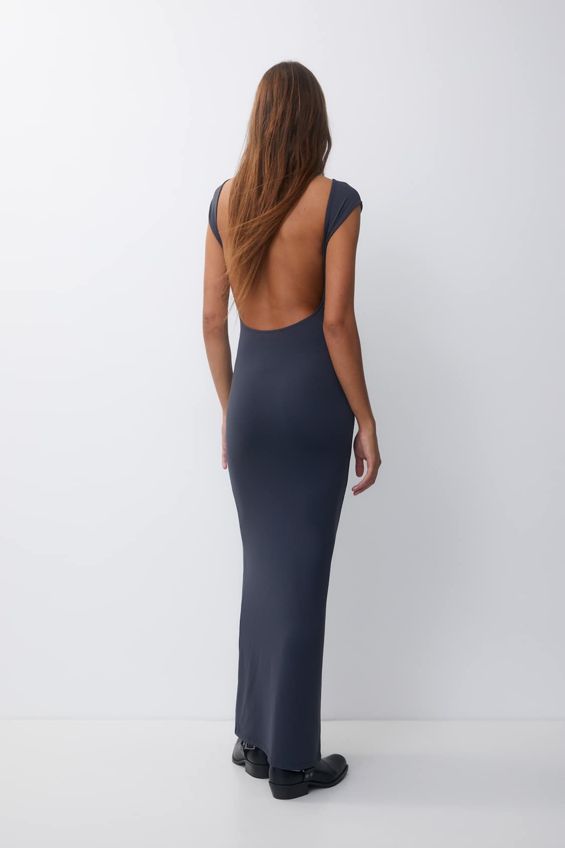 Long dress with open back - PULL&BEAR