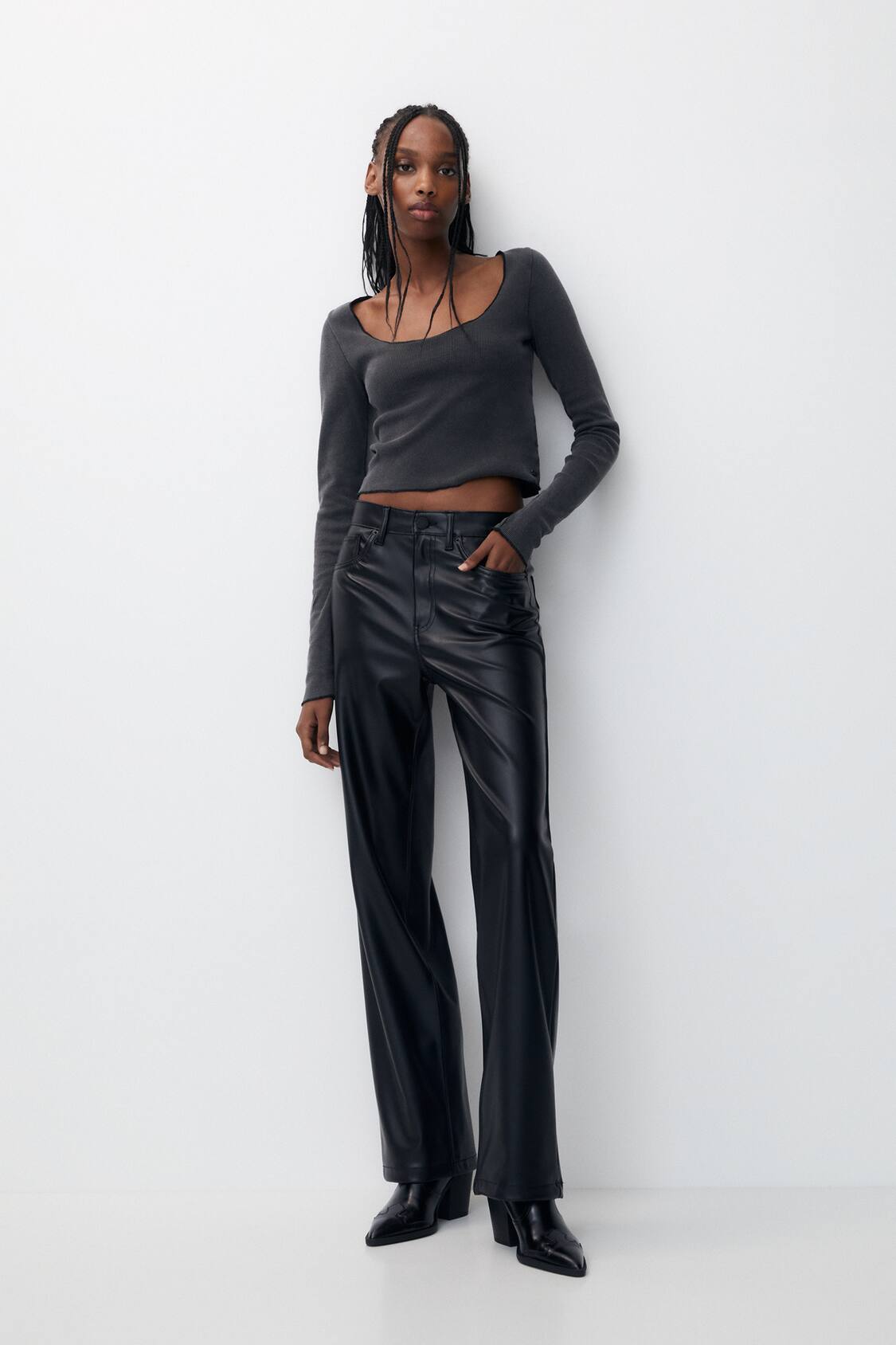Straight fit faux leather trousers - PULL&BEAR