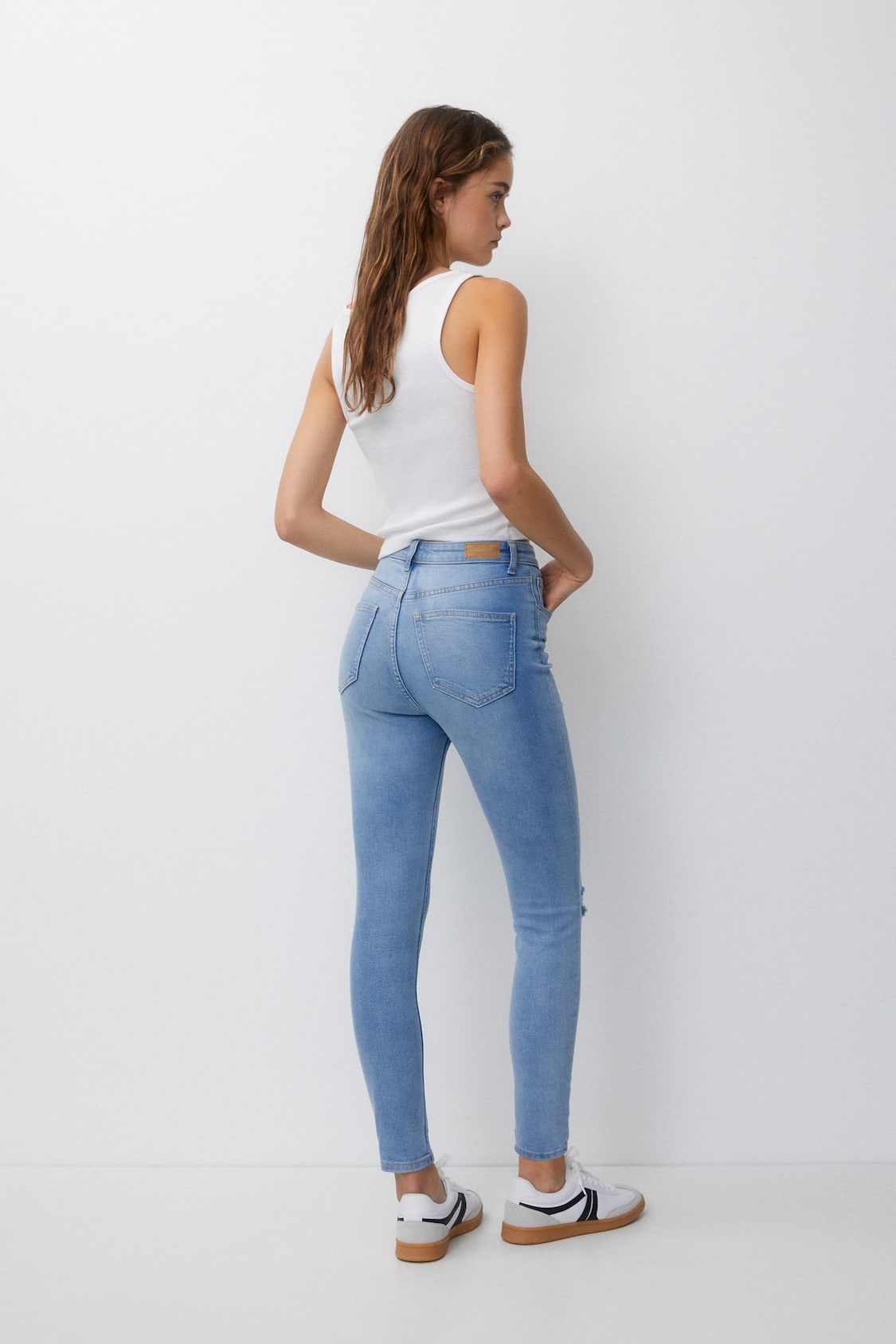 Jeans tiro alto skinny fit - TRICOT
