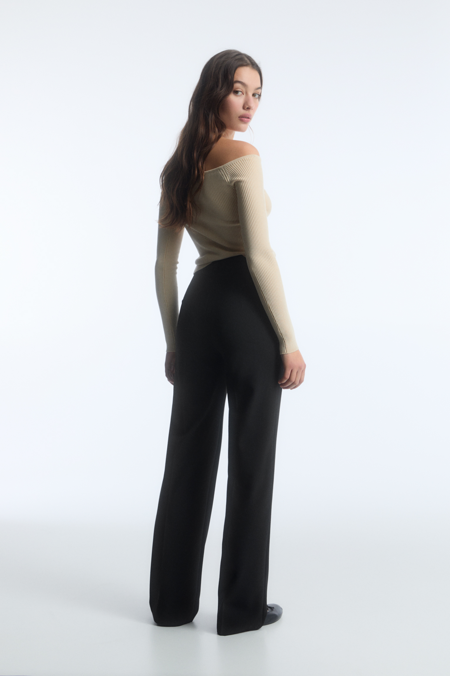 Formal pants with seam detail